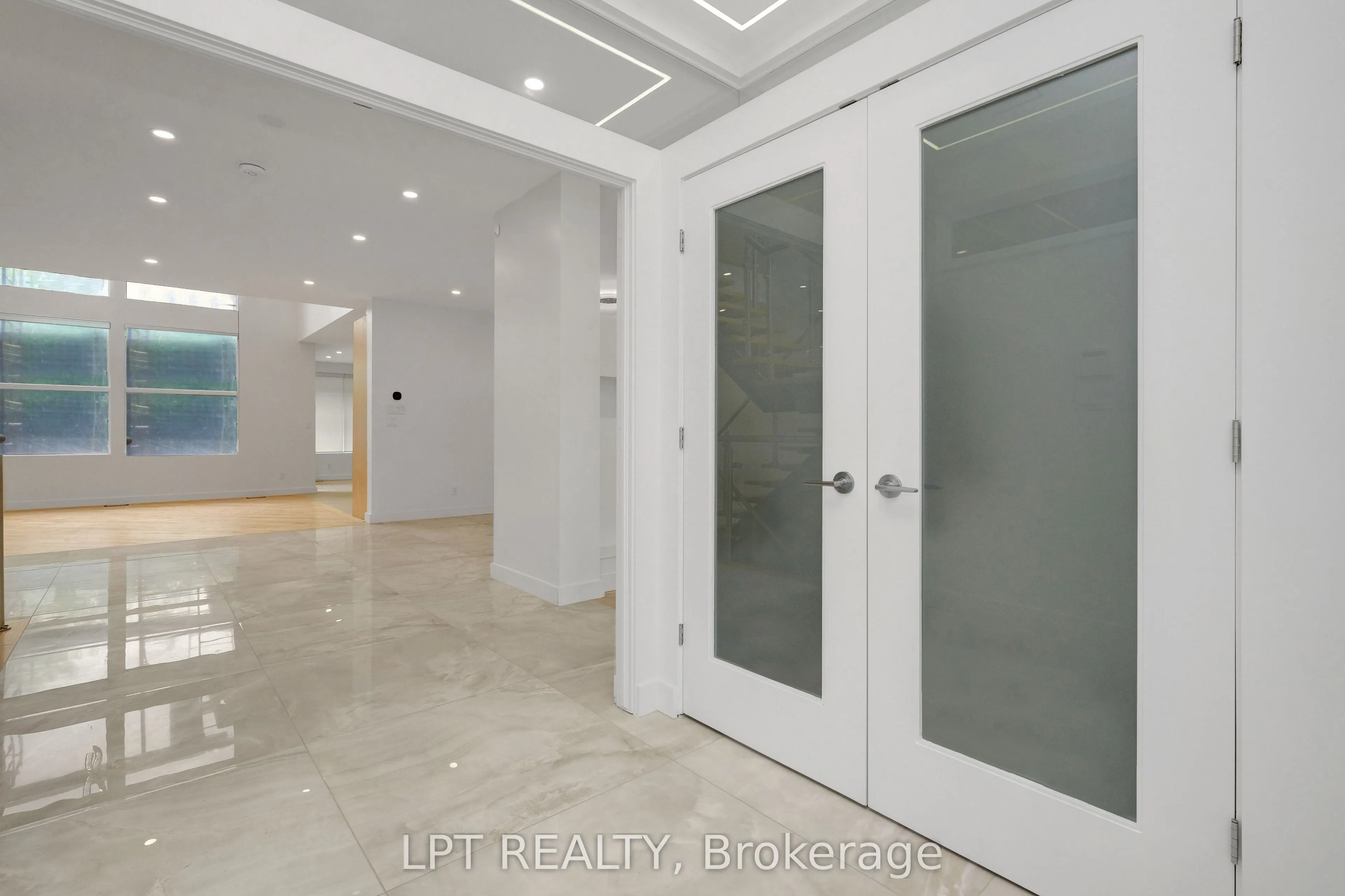 298 Crestview Road