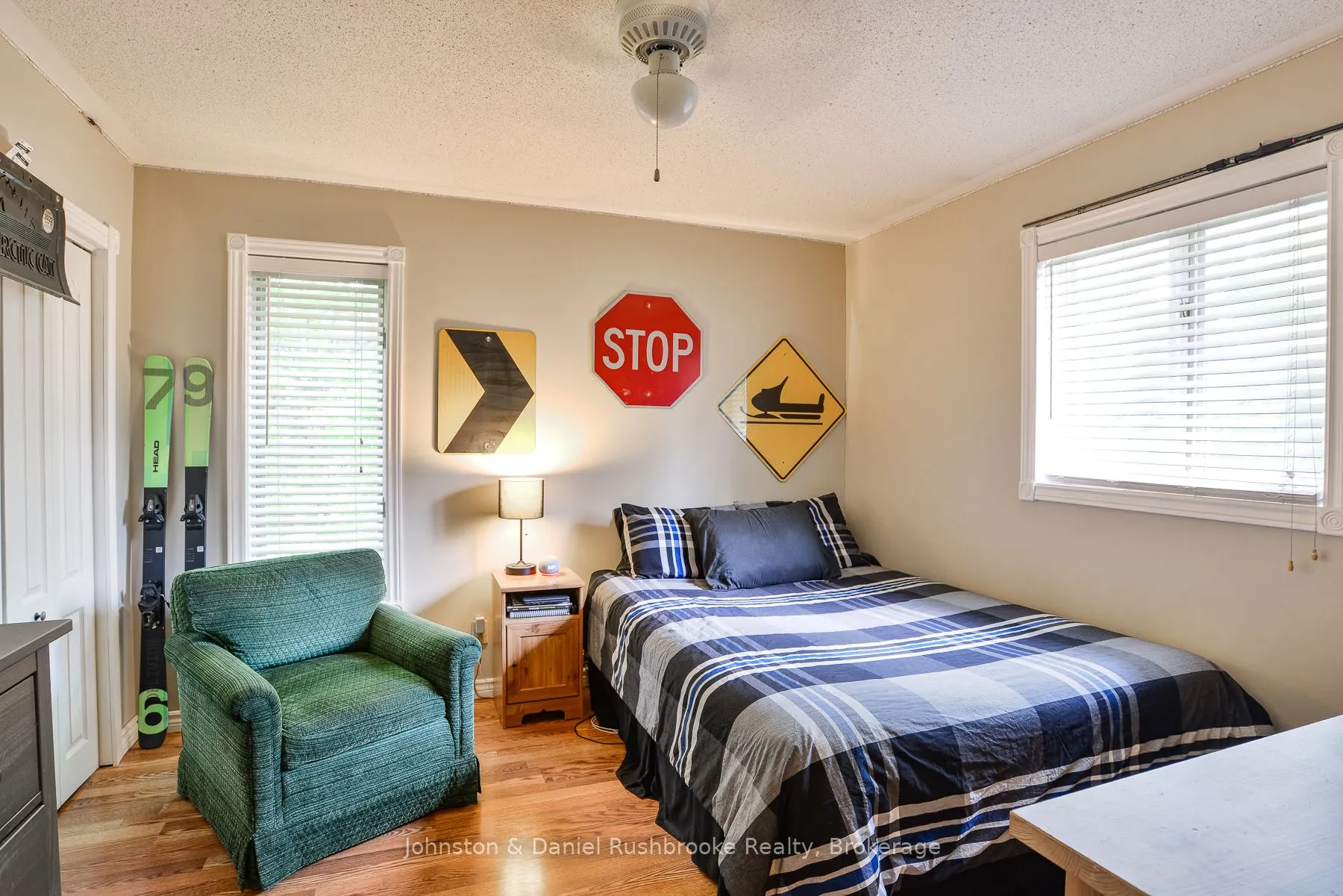 42 McCrank Drive NW