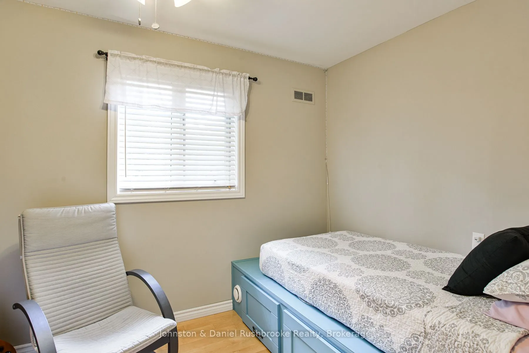 42 McCrank Drive NW