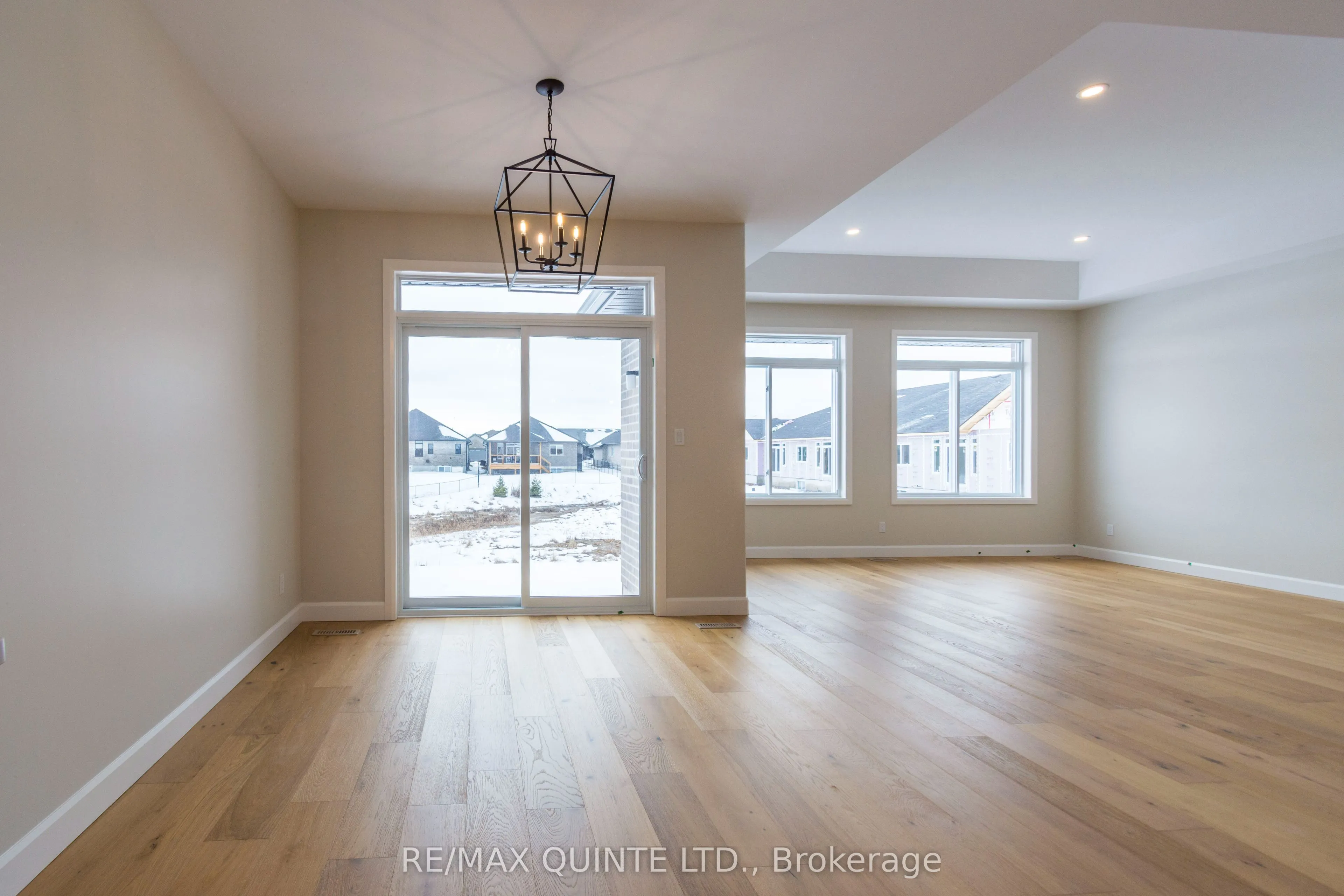 6 Vaughn Court