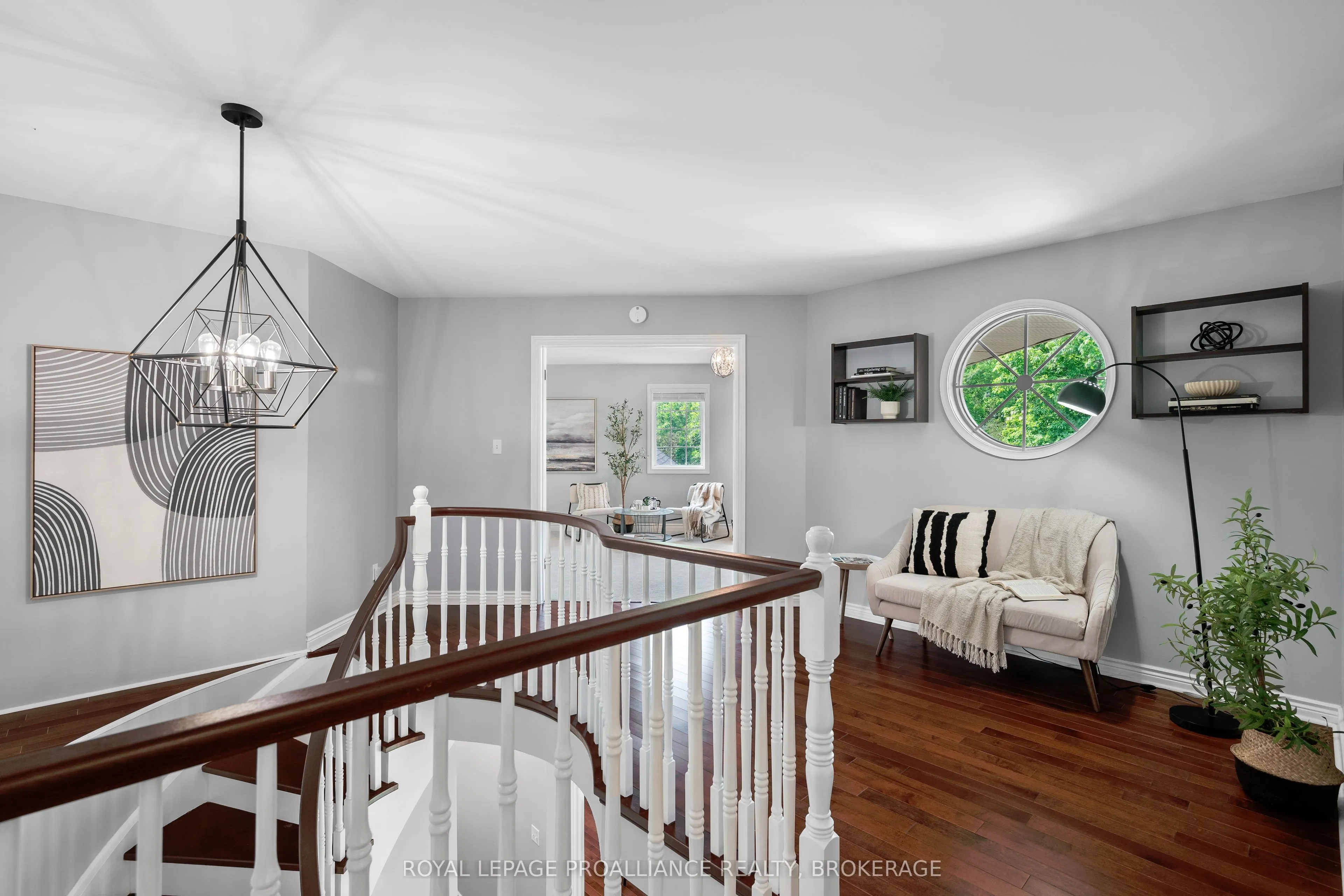 946 Bridge Street W