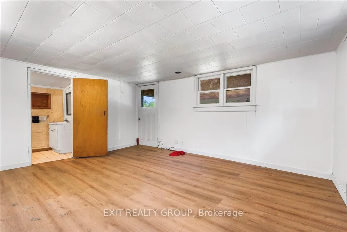 330 Black River Road