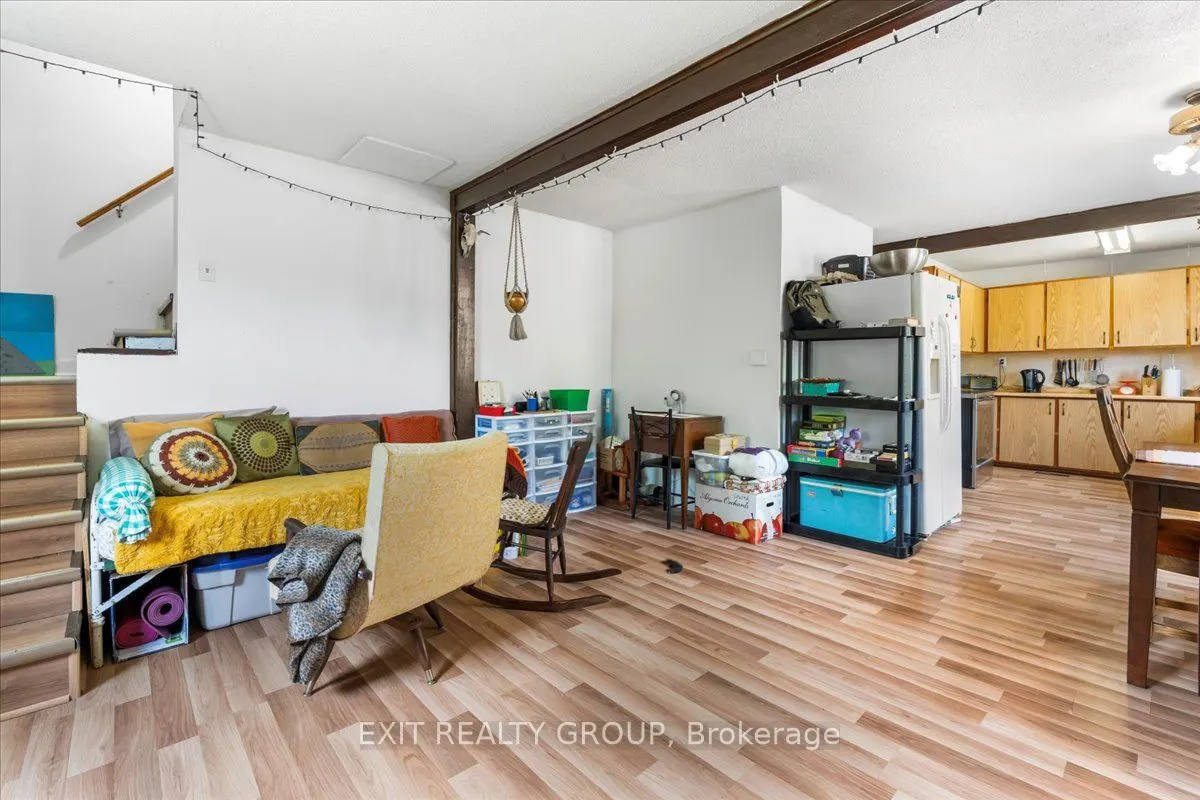 330 Black River Road