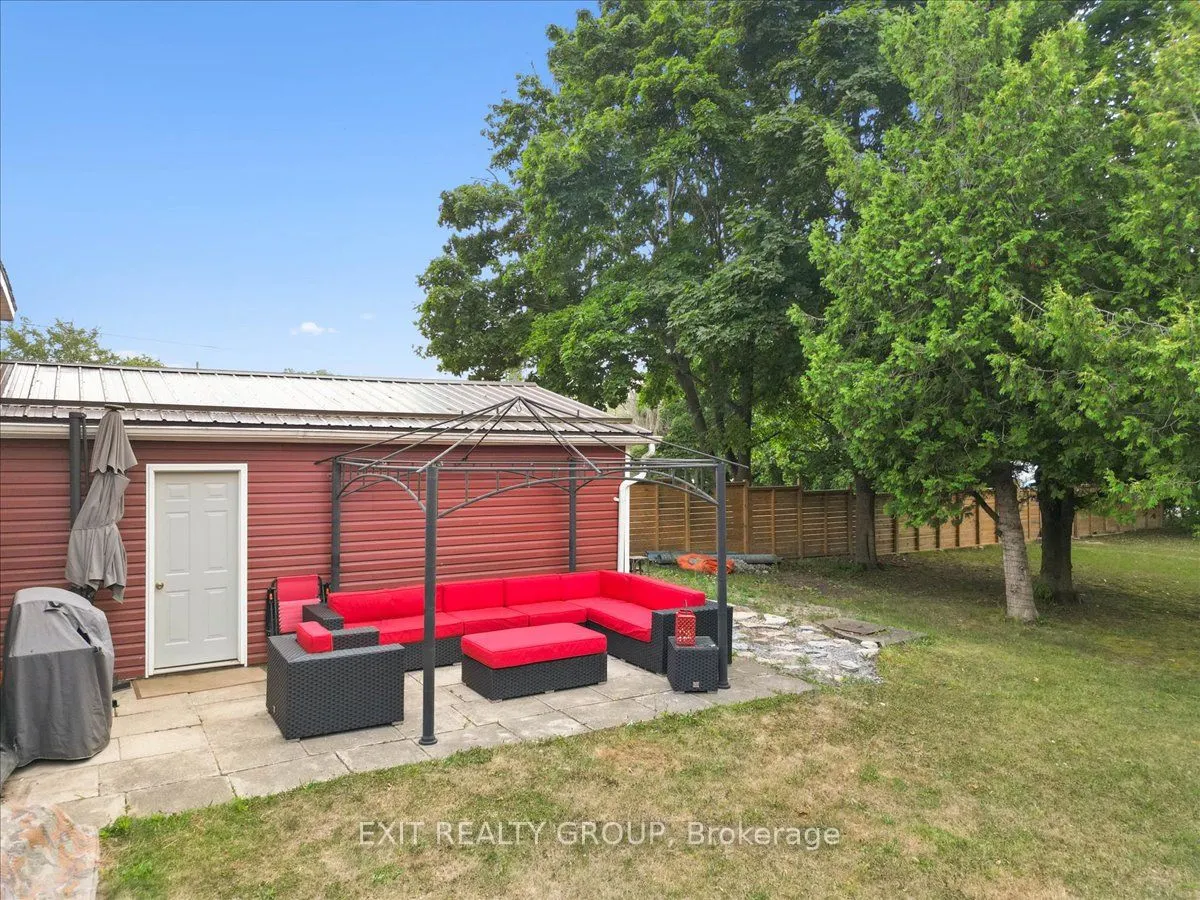 22714 Loyalist Parkway