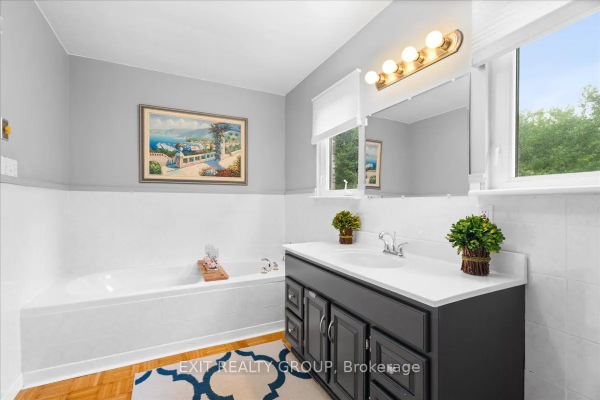 22714 Loyalist Parkway