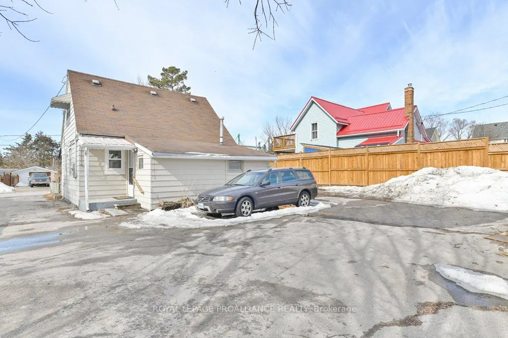 61 Delaney Street