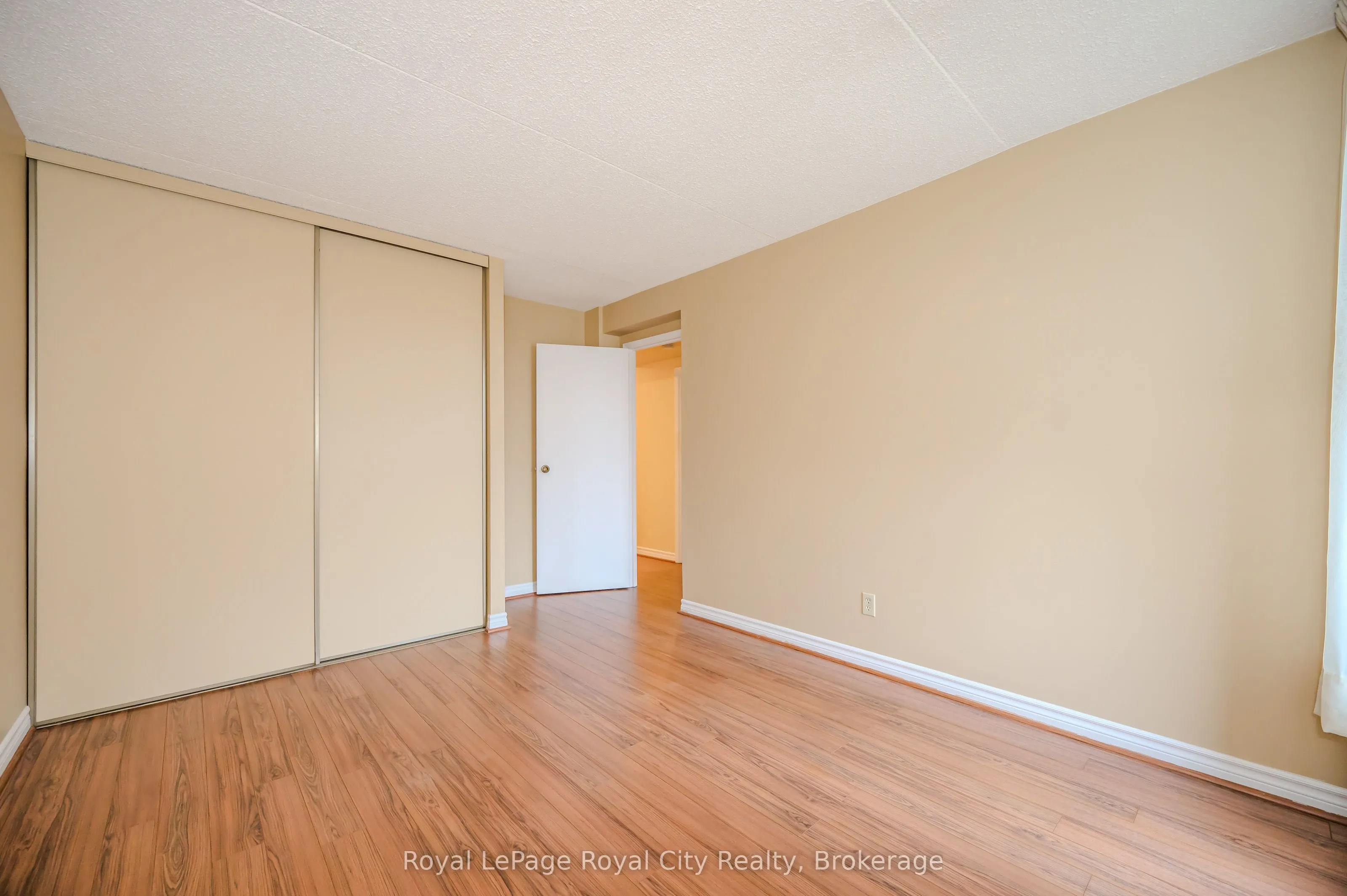 22 MARILYN Drive, #608