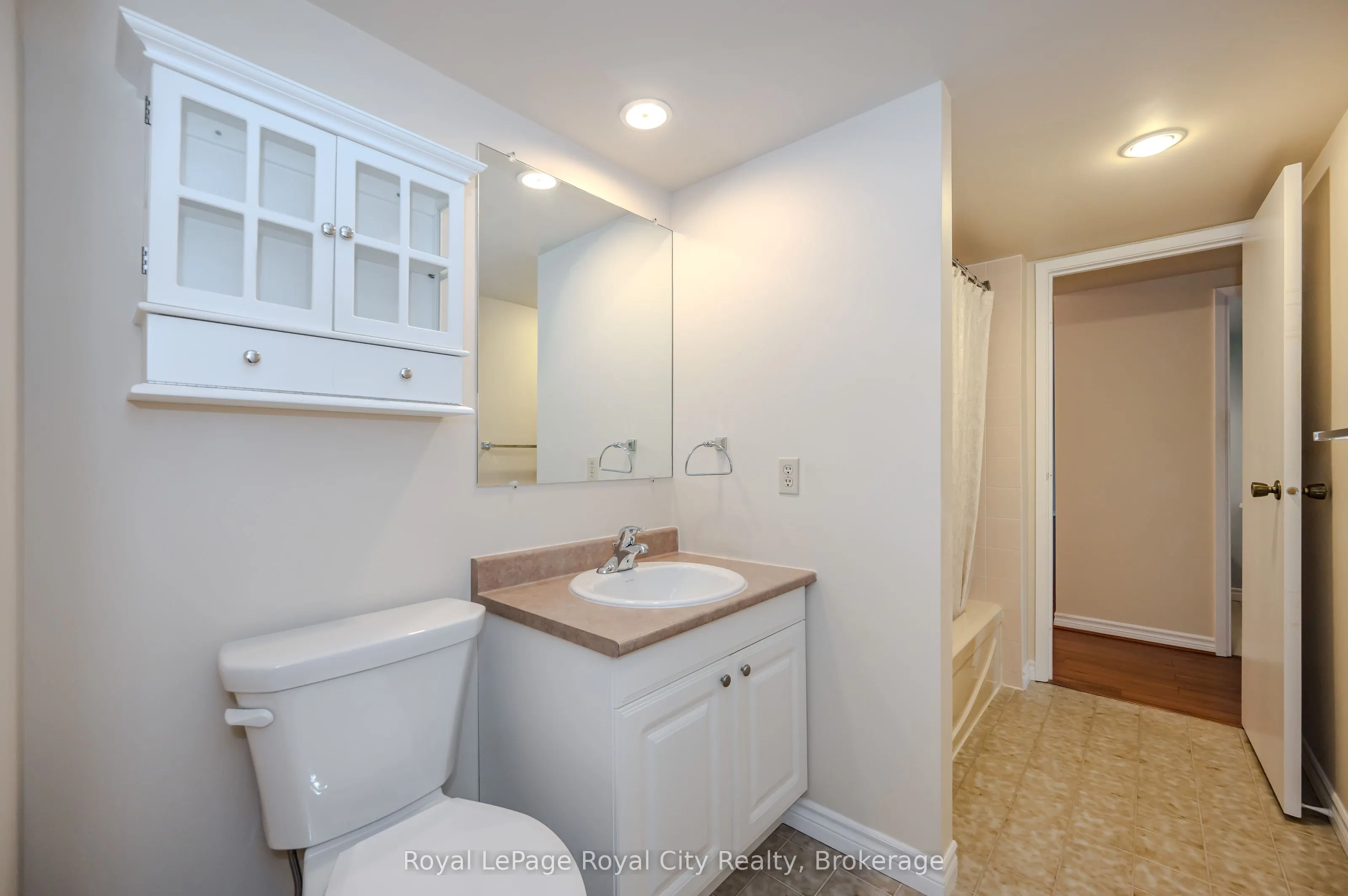 22 MARILYN Drive, #608