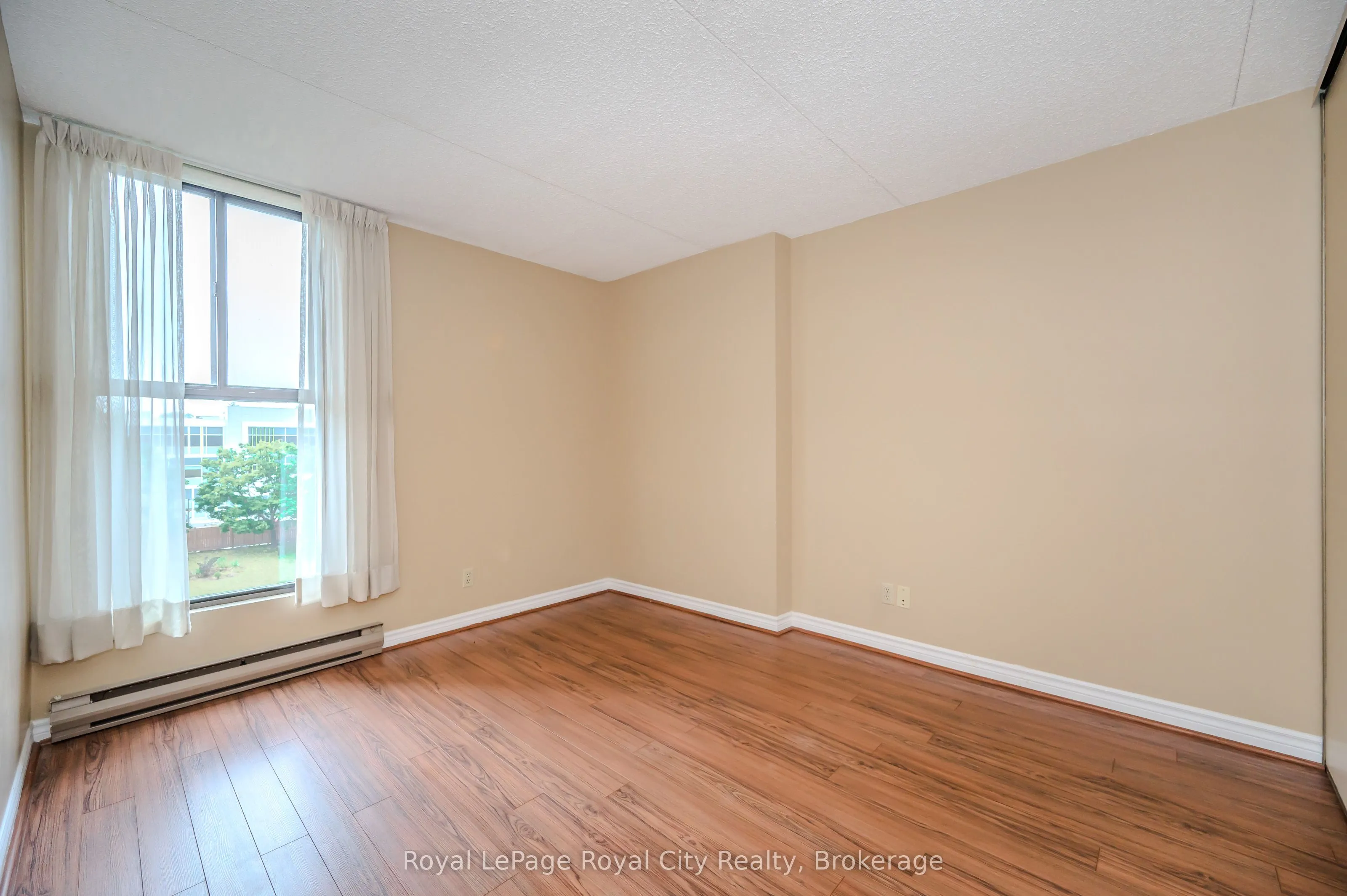 22 MARILYN Drive, #608