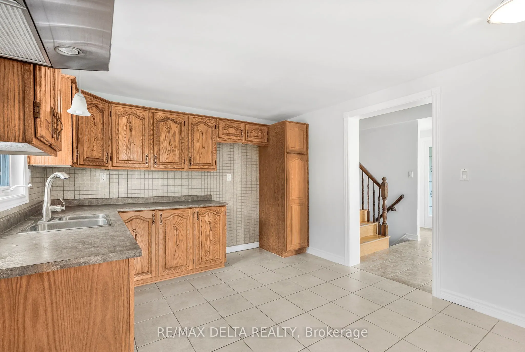 353 Russell Road