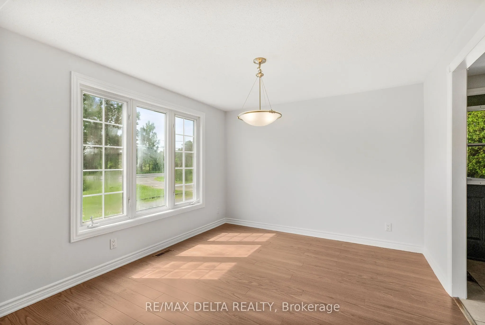 353 Russell Road