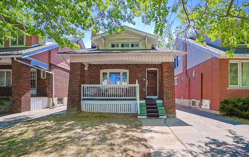 1105 King Street W
