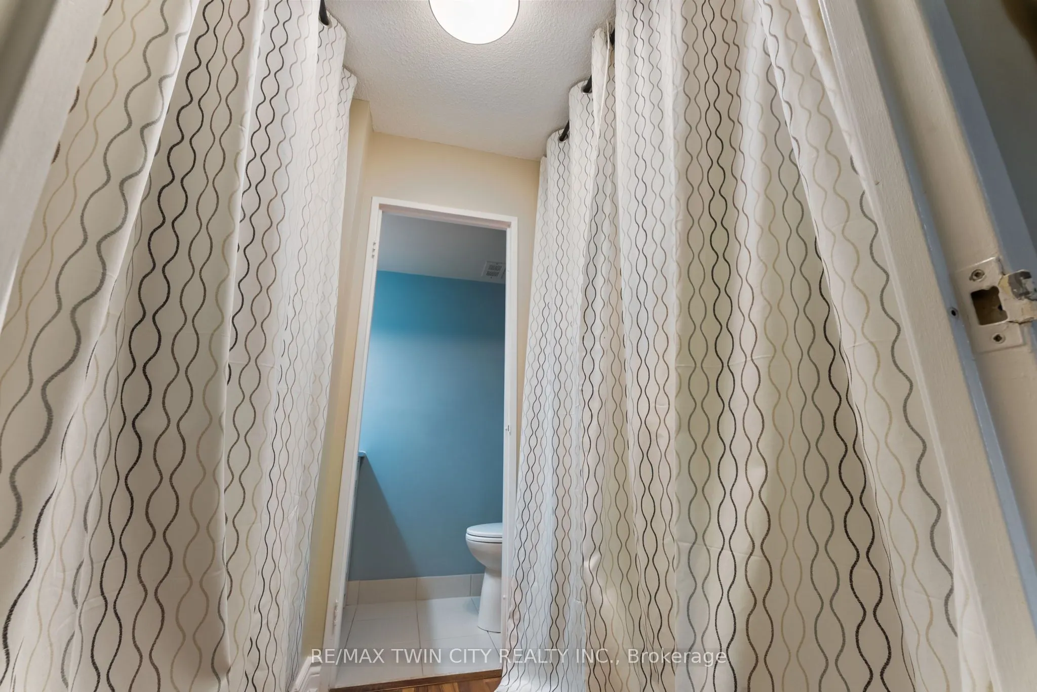 301 Frances Avenue, #1605