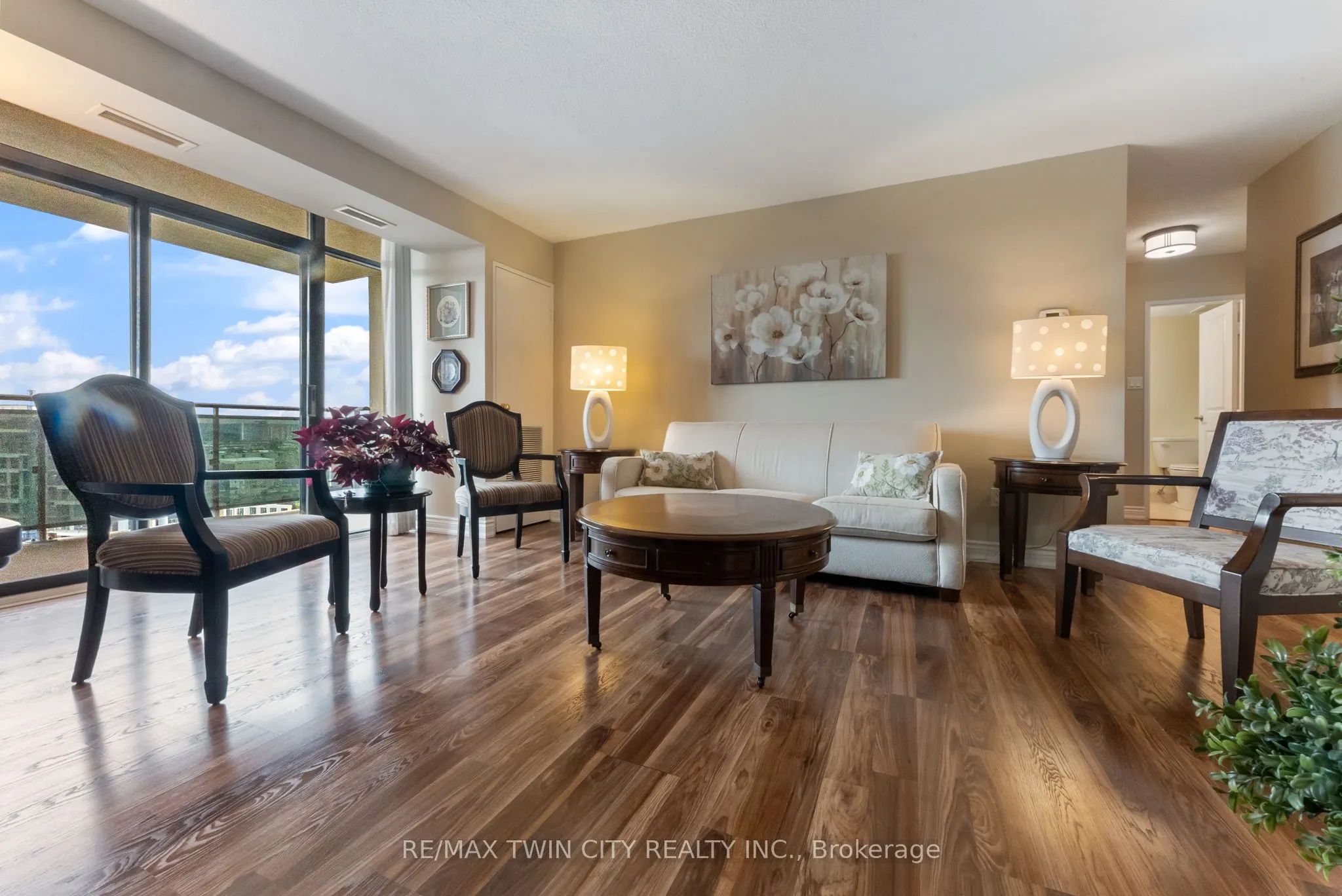 301 Frances Avenue, #1605