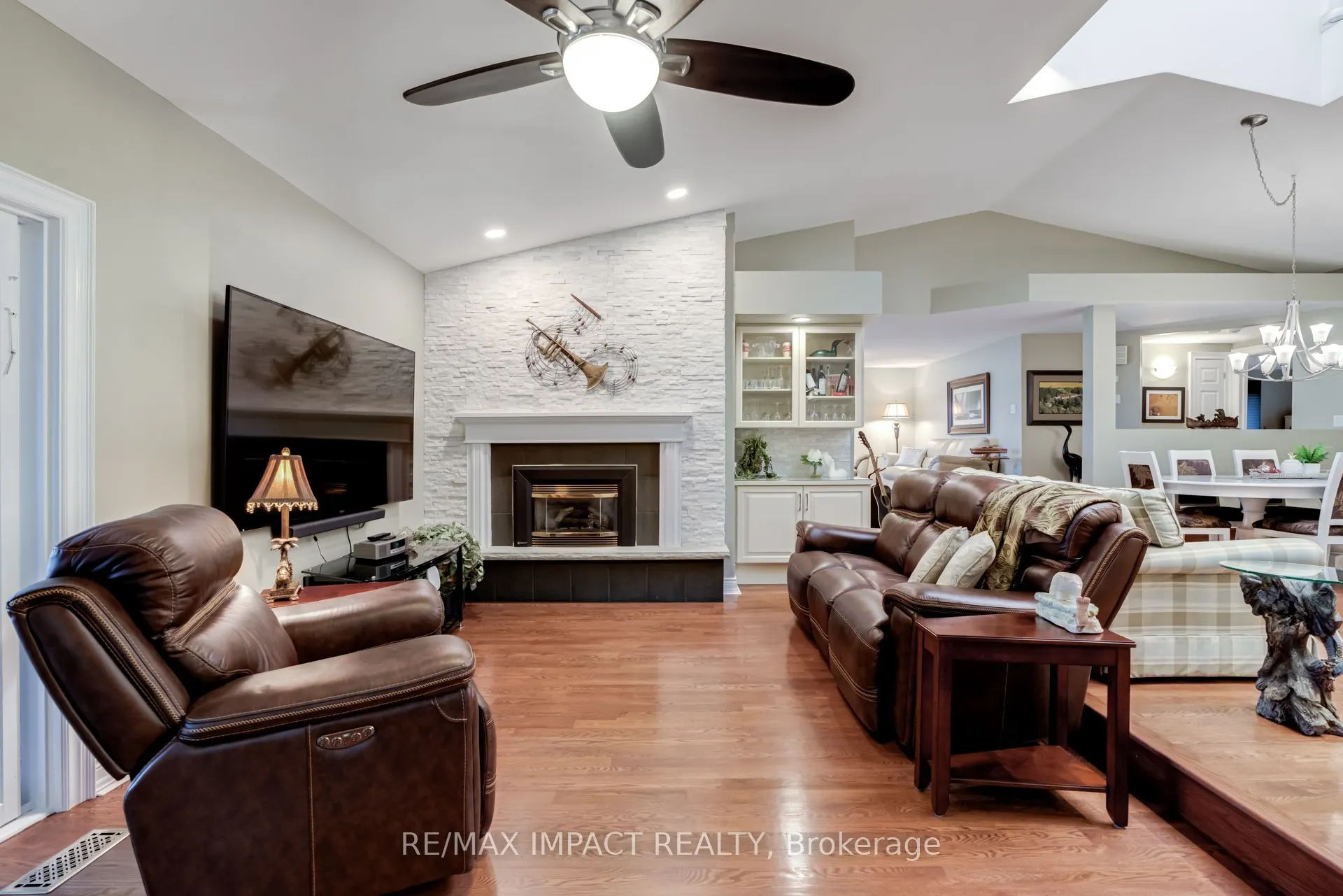 8 Sylvan Court