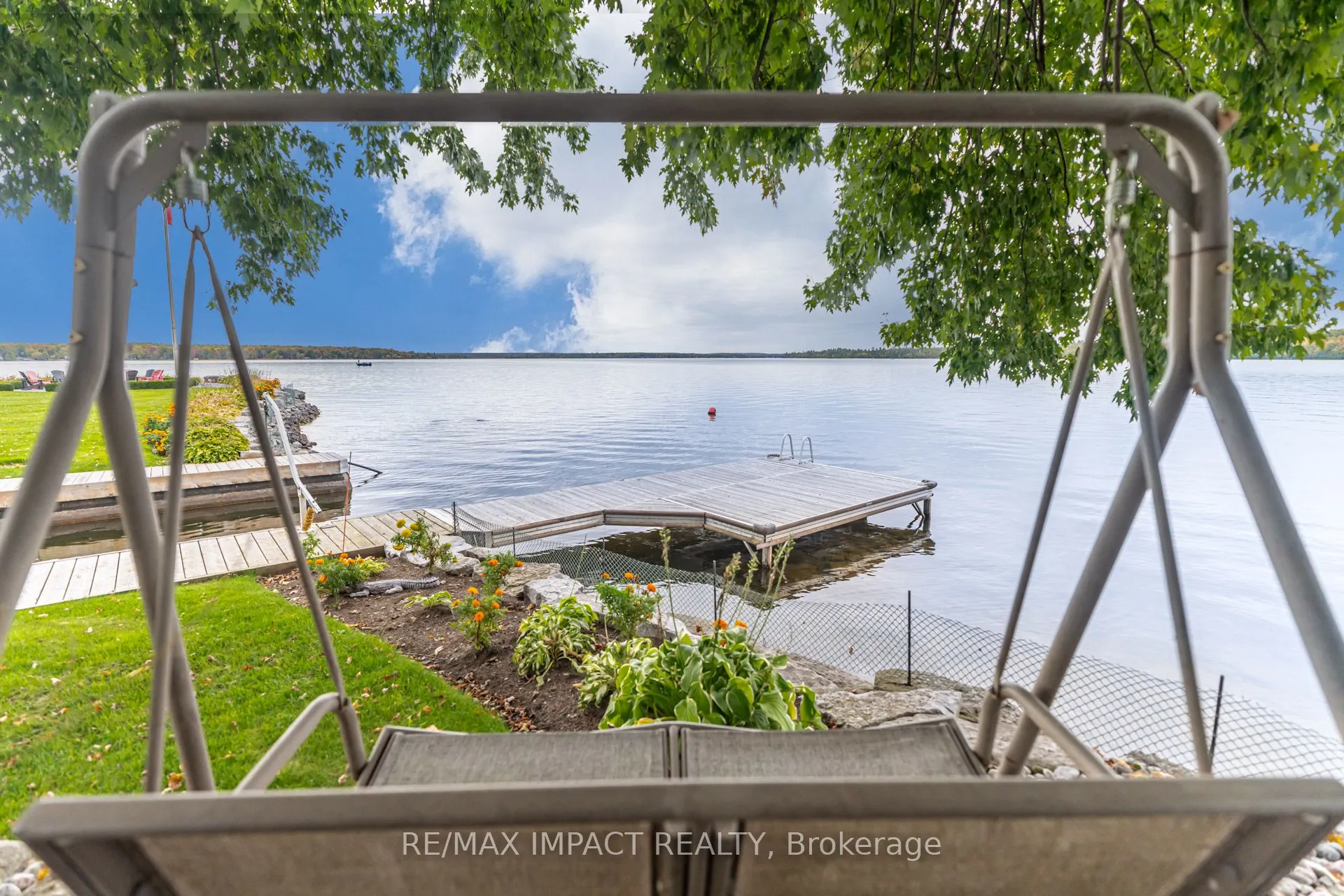 8 Sylvan Court