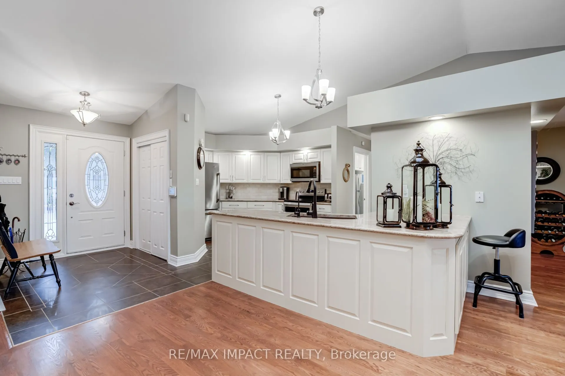 8 Sylvan Court