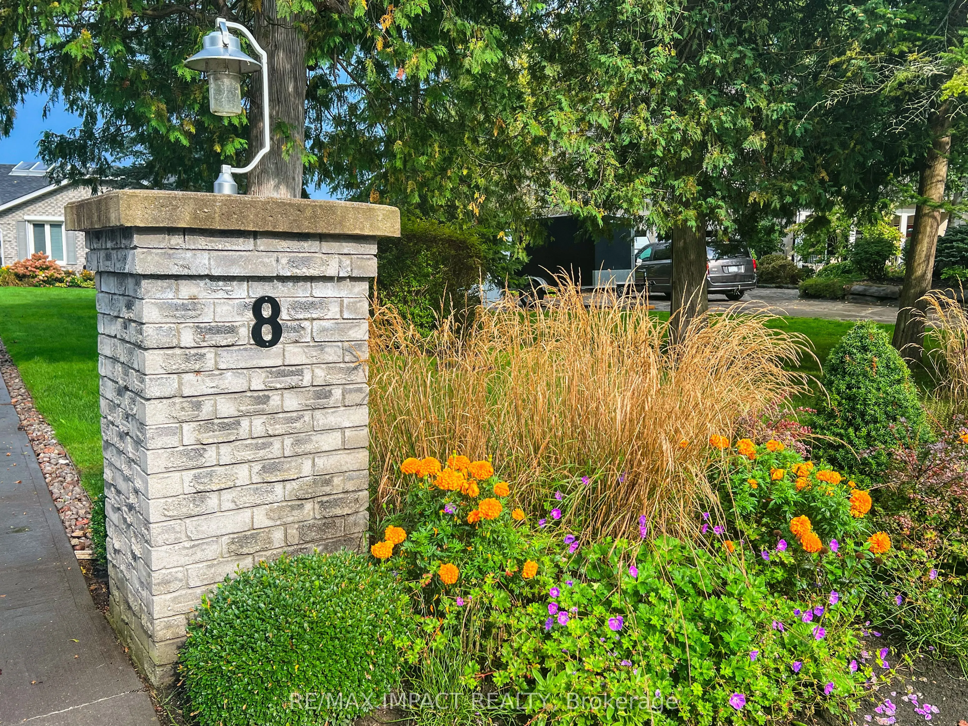 8 Sylvan Court