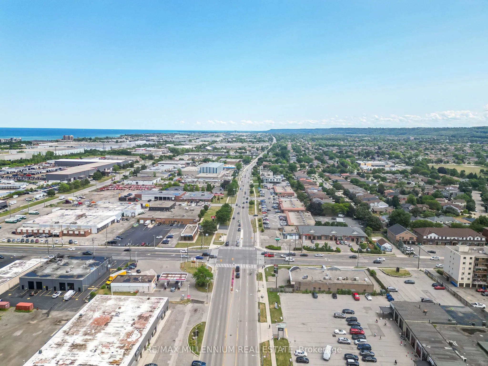 2782 Barton Street E, #208