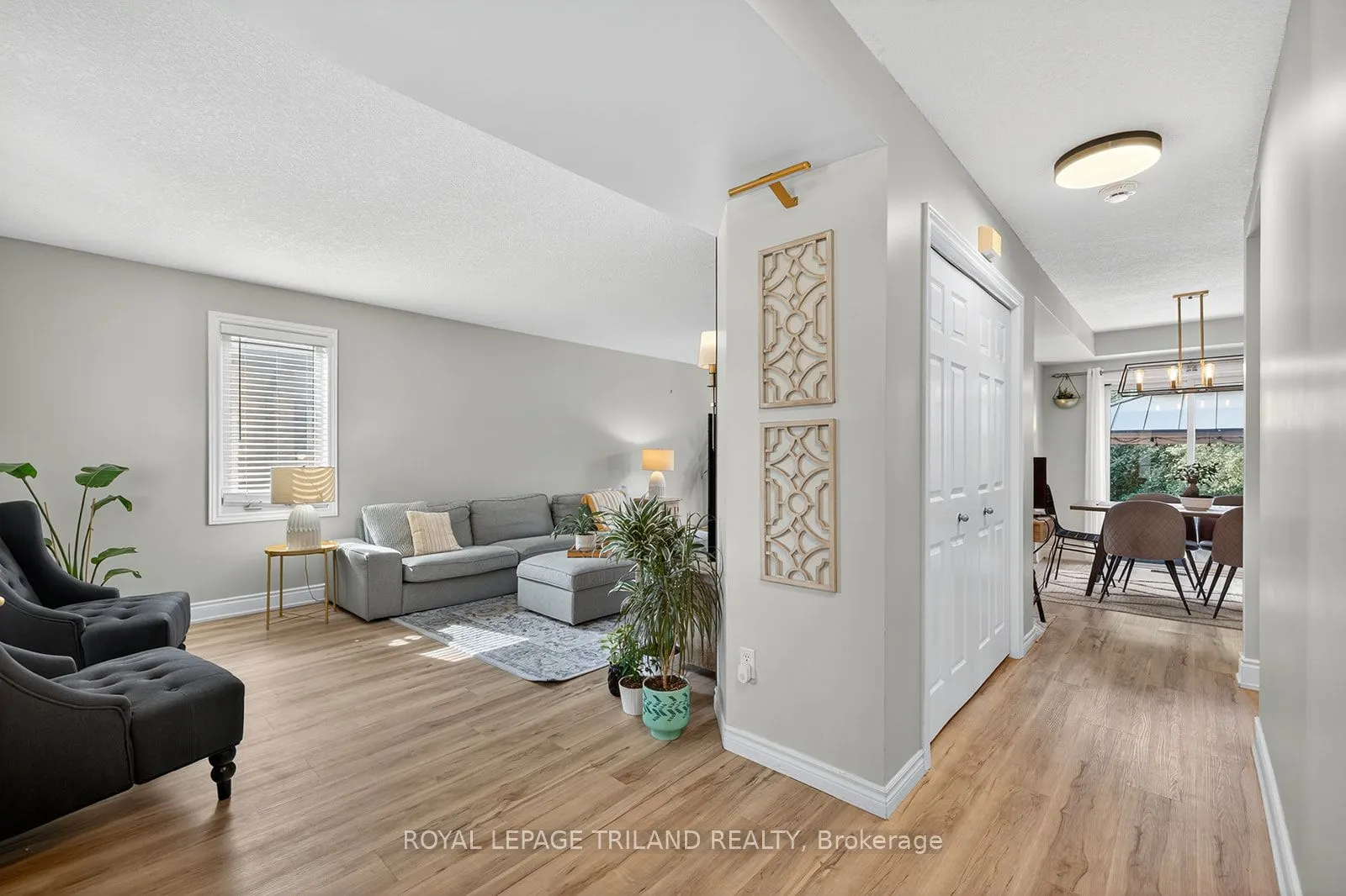 63 Meadowvale Drive