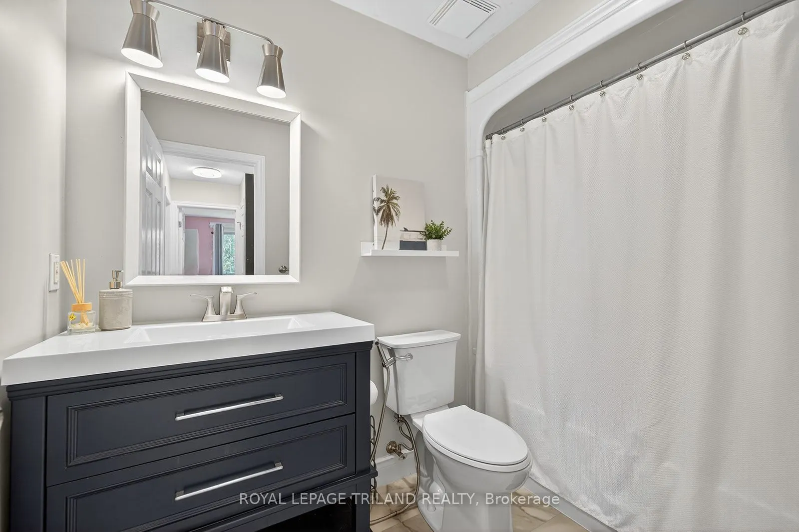 63 Meadowvale Drive