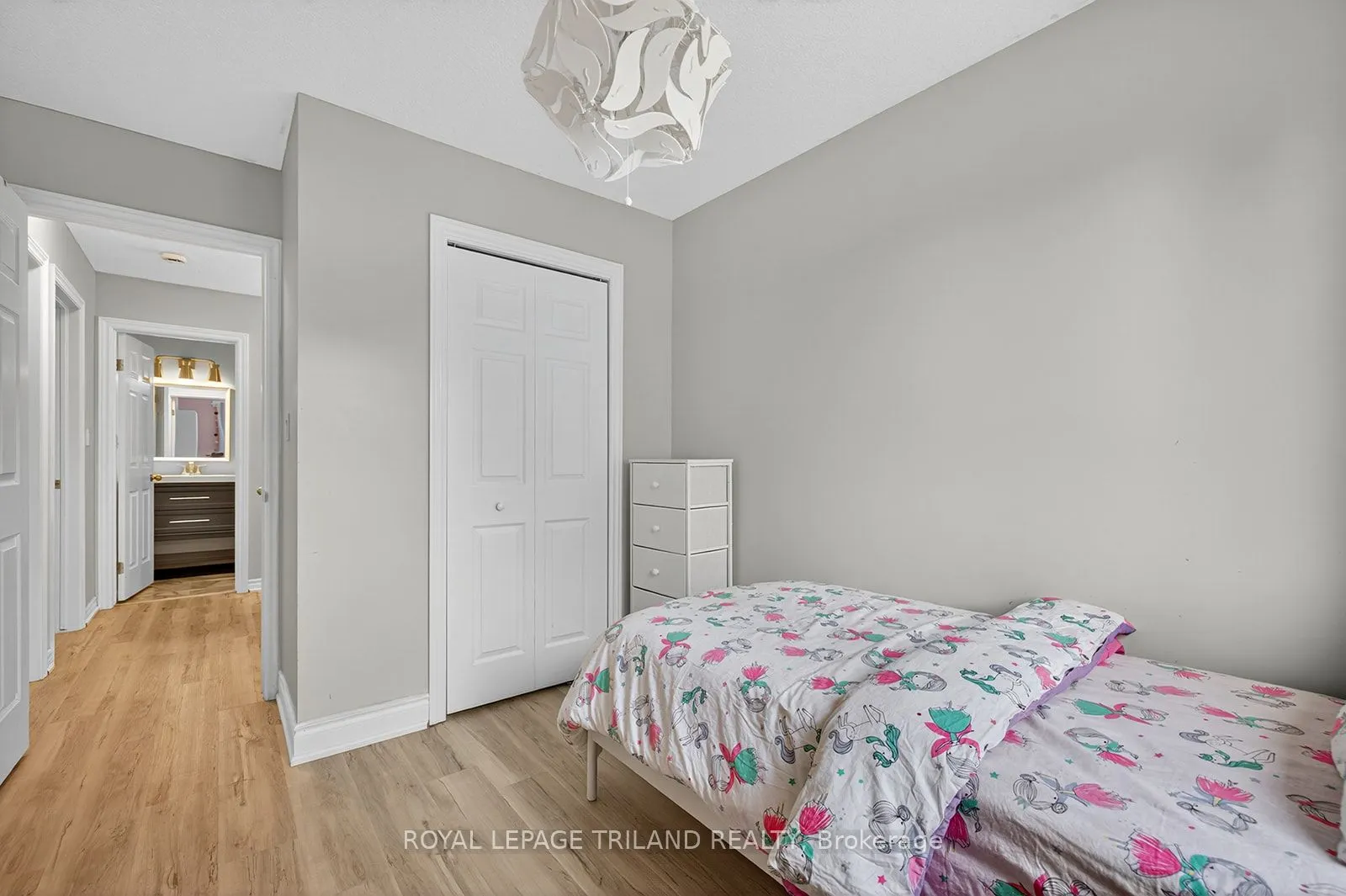 63 Meadowvale Drive