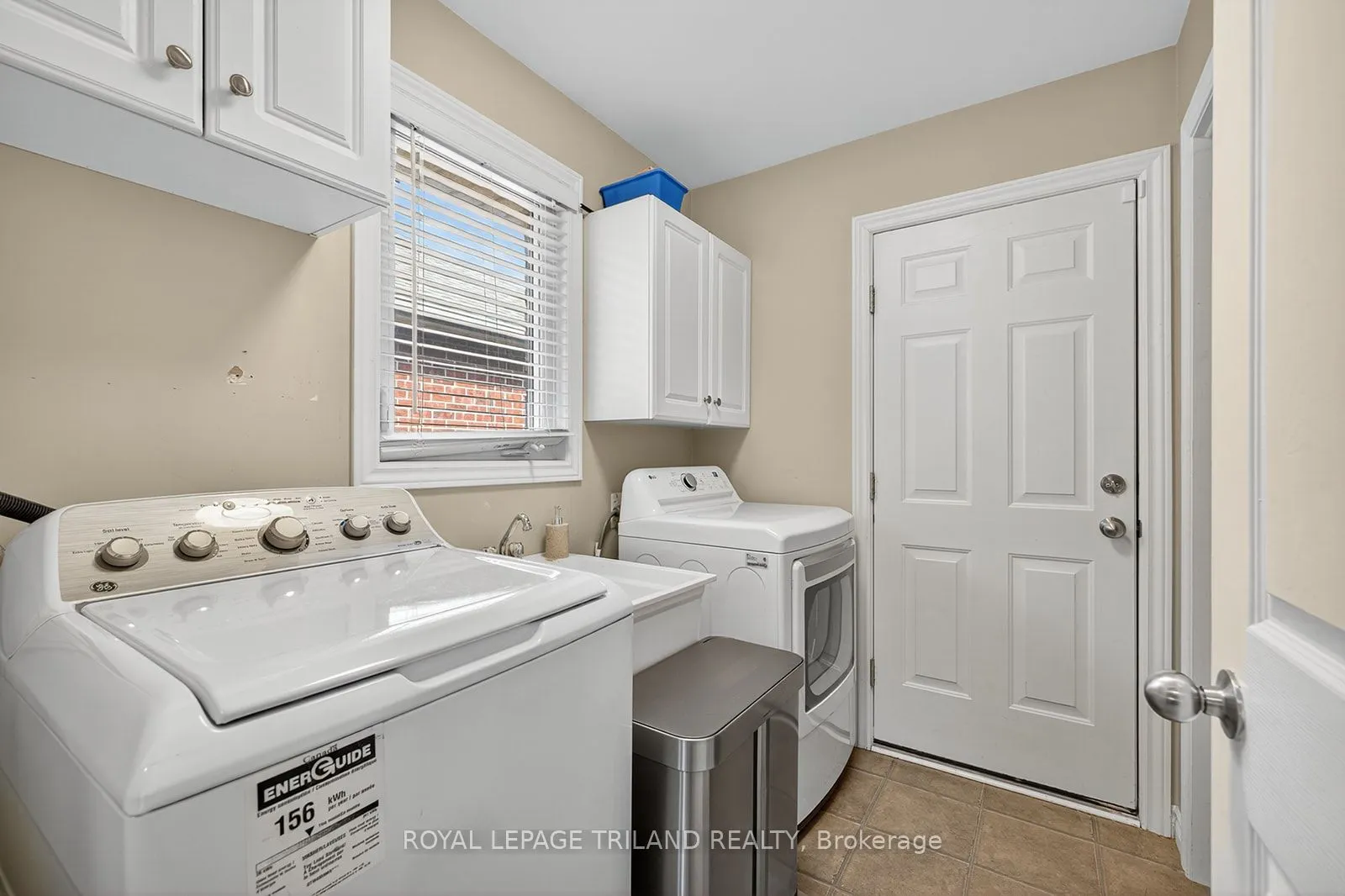 63 Meadowvale Drive