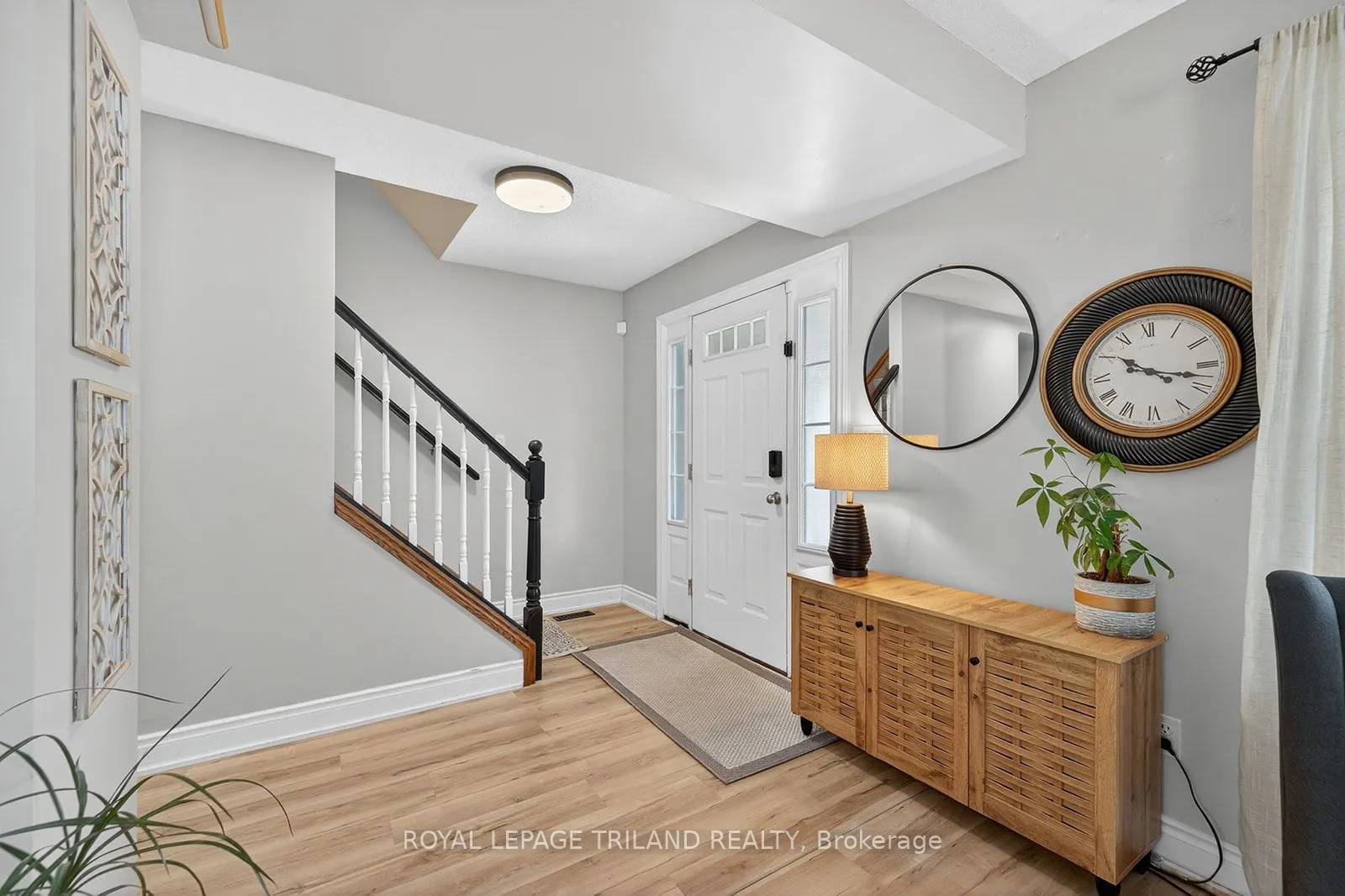 63 Meadowvale Drive