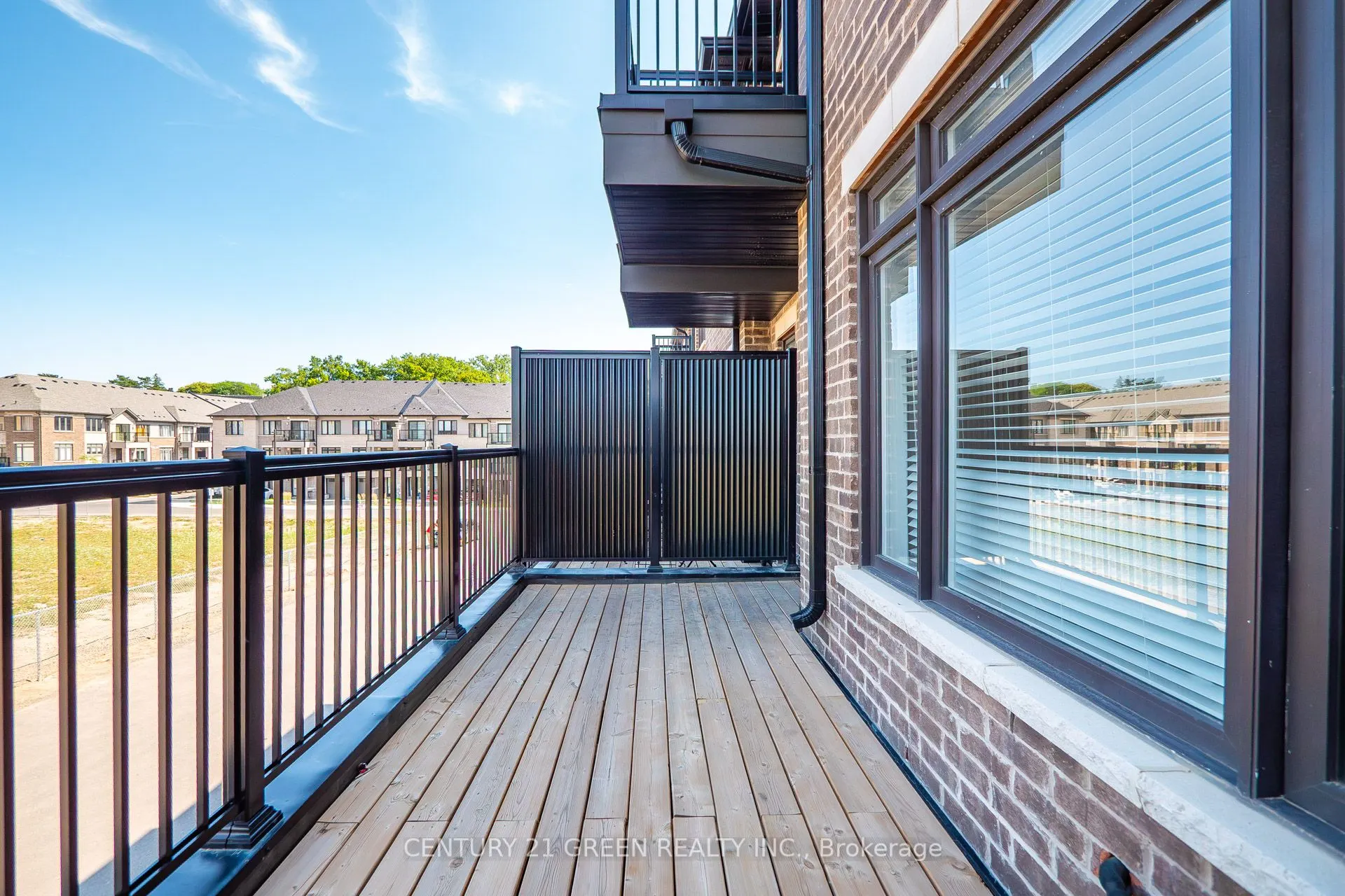 585 Colborne Street, #104