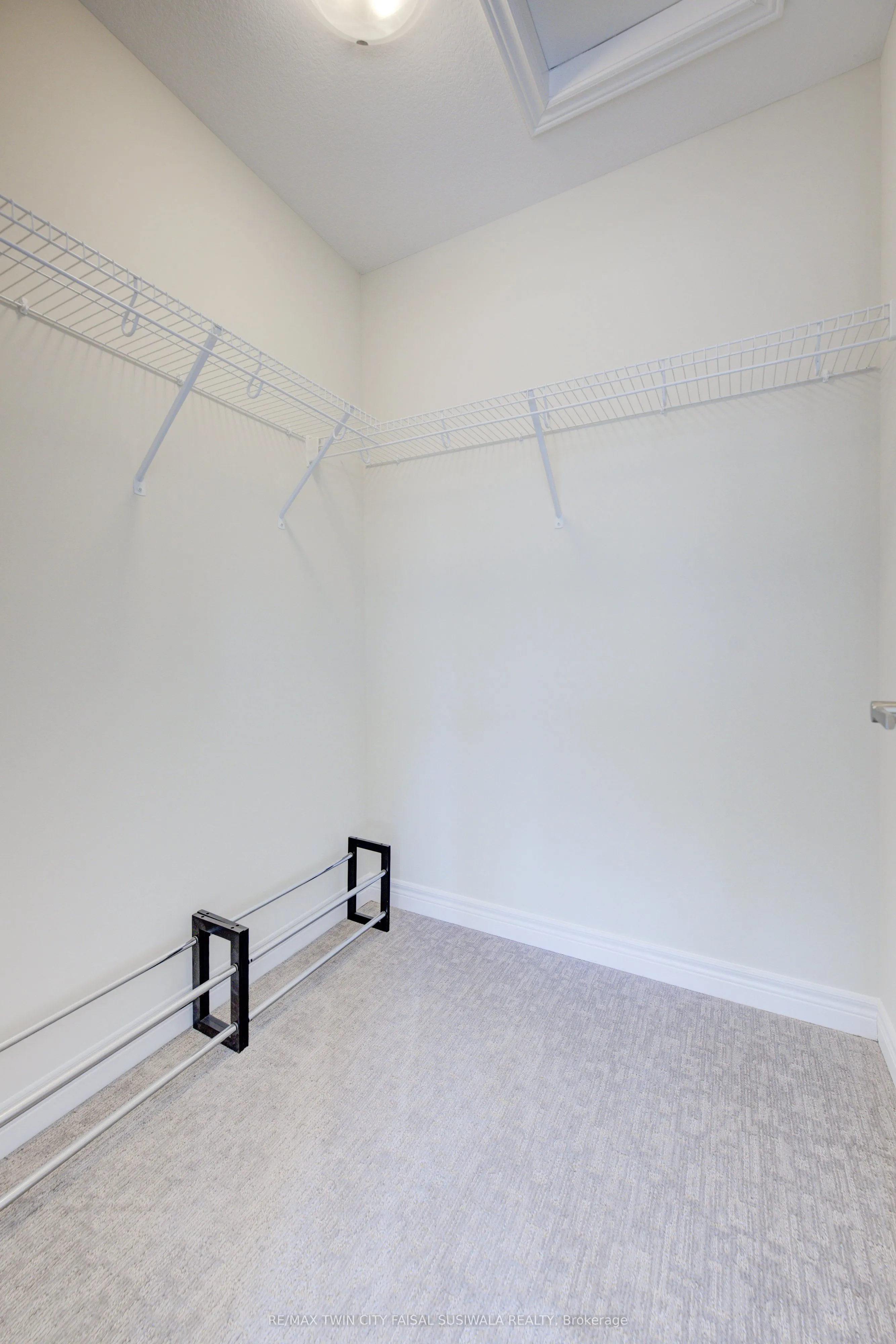 10 Birmingham Drive, #116