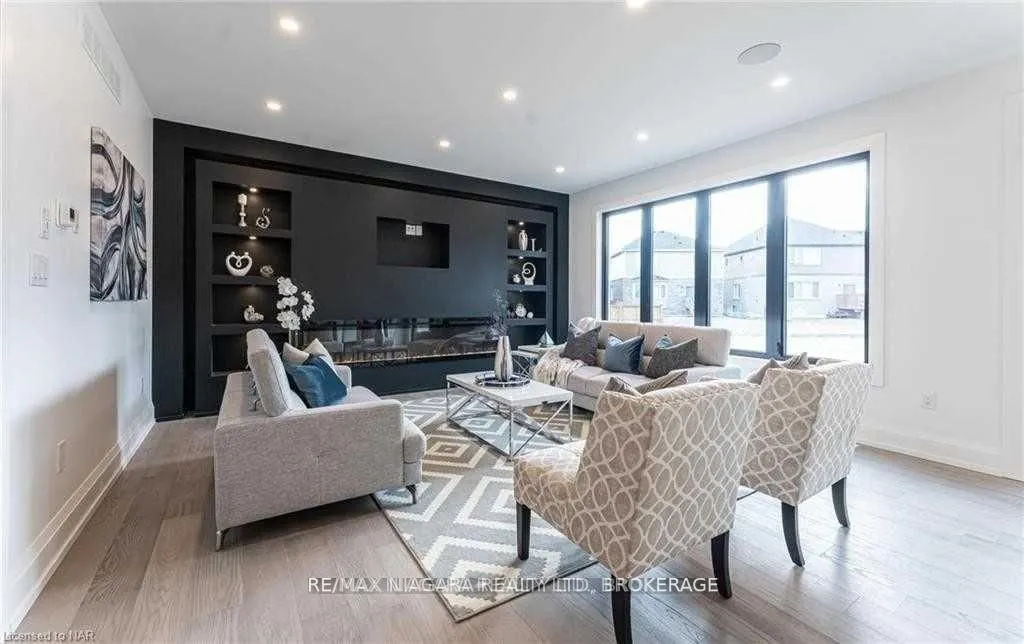 2782 CANADIANA Court