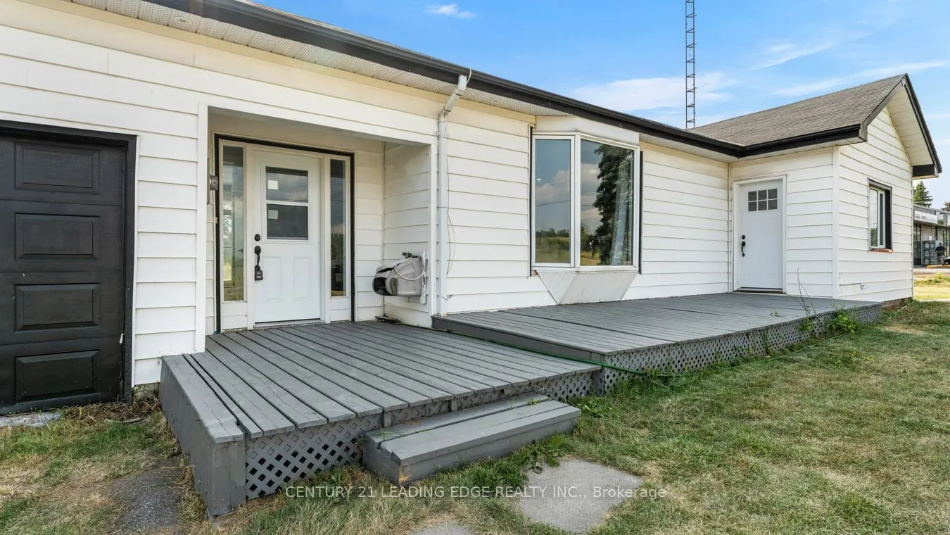 1591 Wallbridge-Loyalist Road