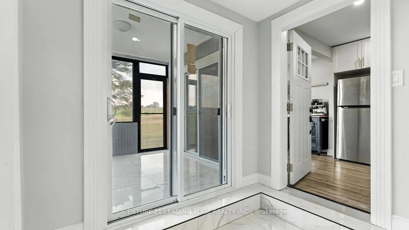 1591 Wallbridge-Loyalist Road