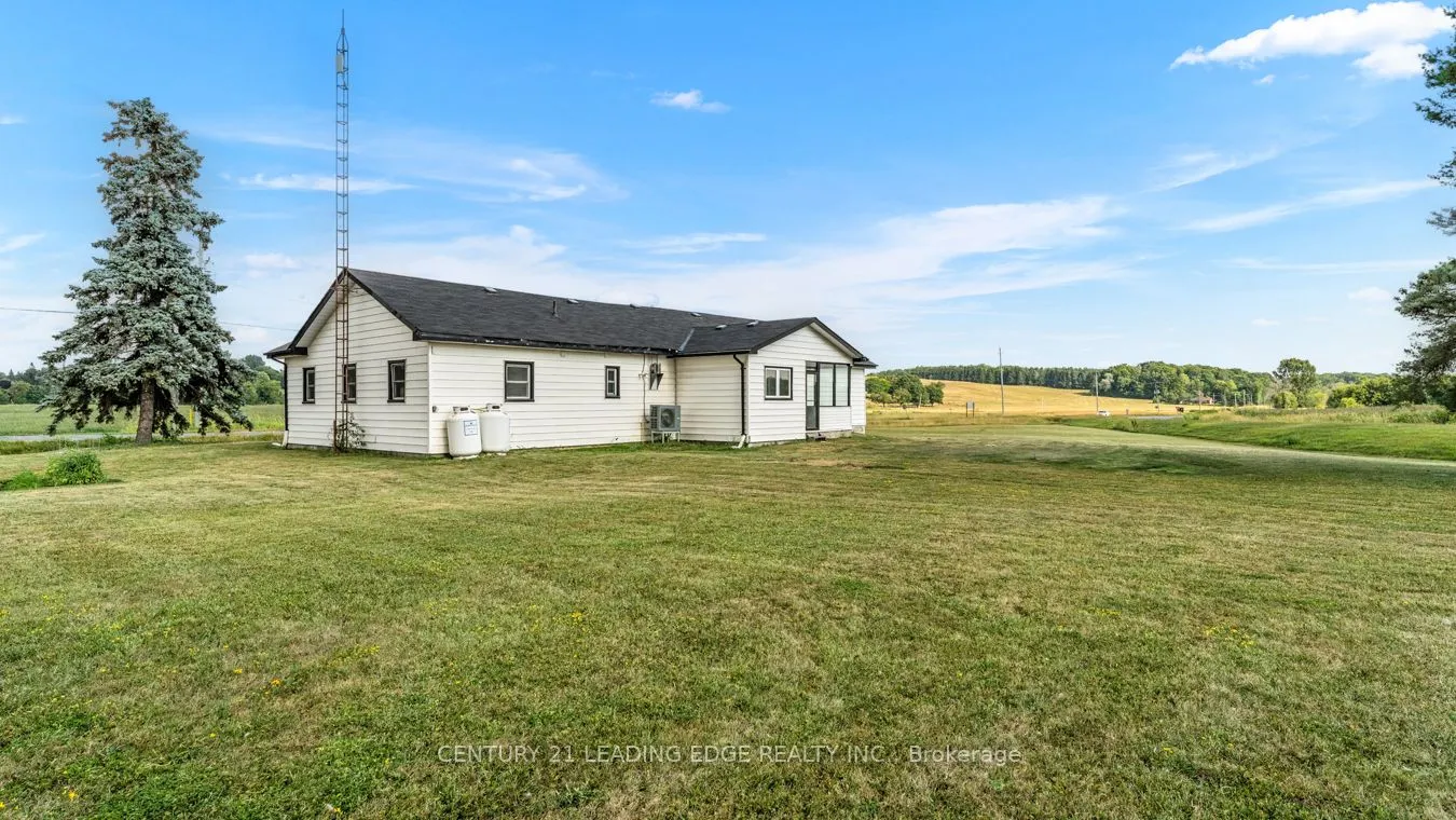 1591 Wallbridge-Loyalist Road