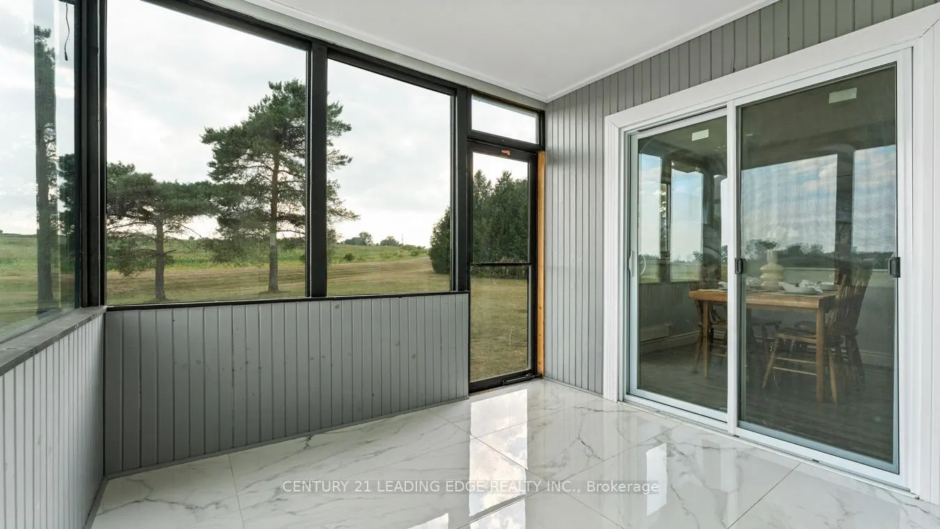 1591 Wallbridge-Loyalist Road