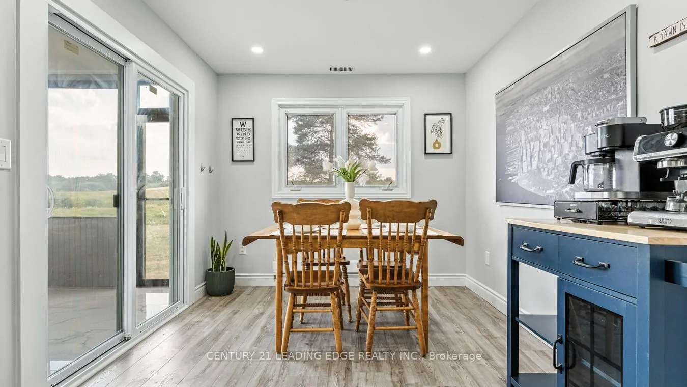 1591 Wallbridge-Loyalist Road
