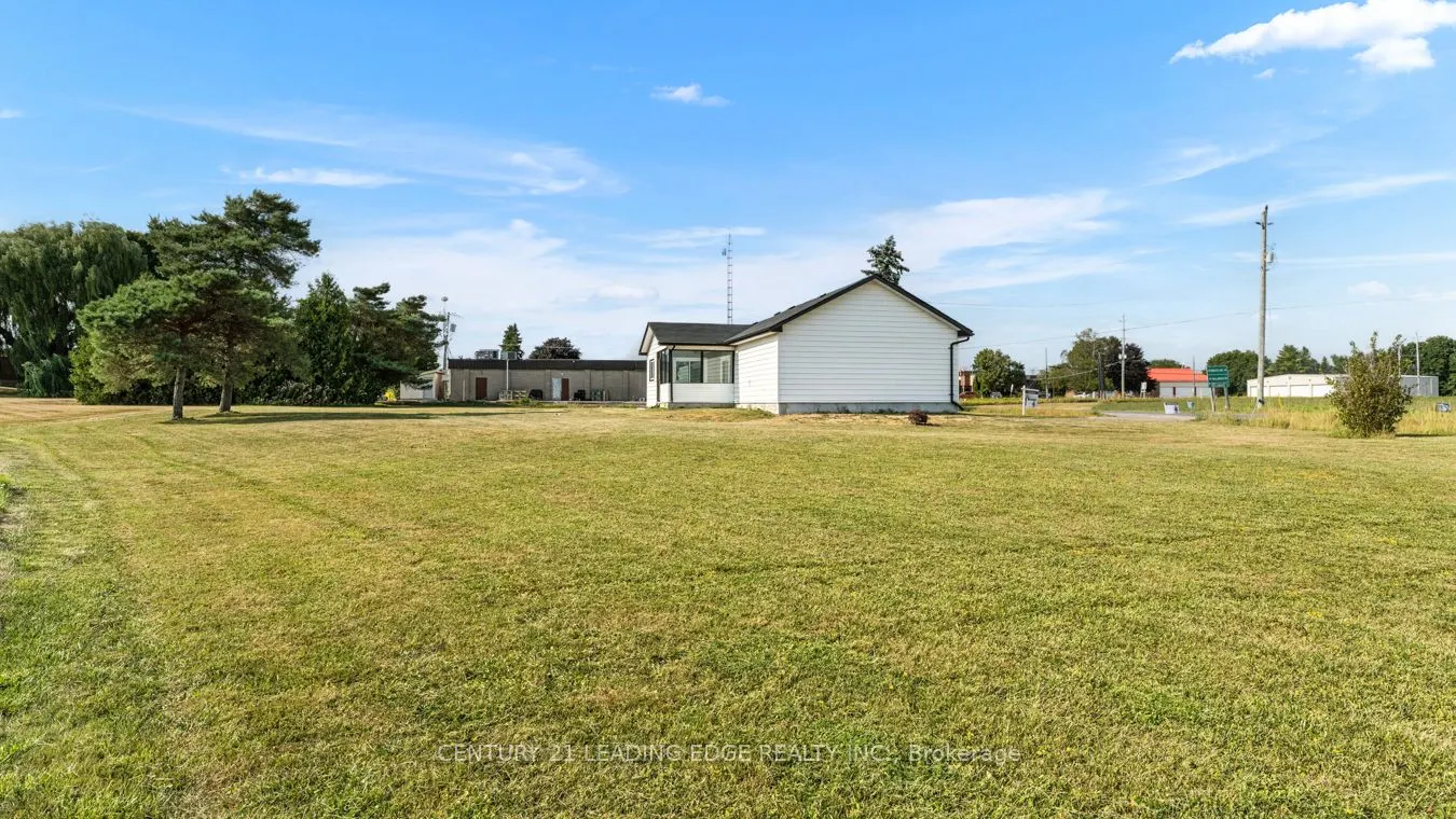 1591 Wallbridge-Loyalist Road