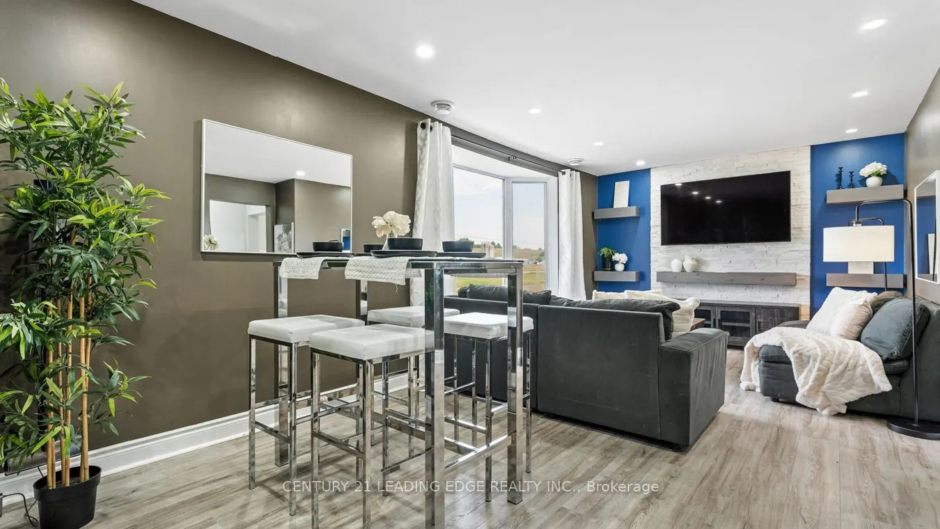 1591 Wallbridge-Loyalist Road