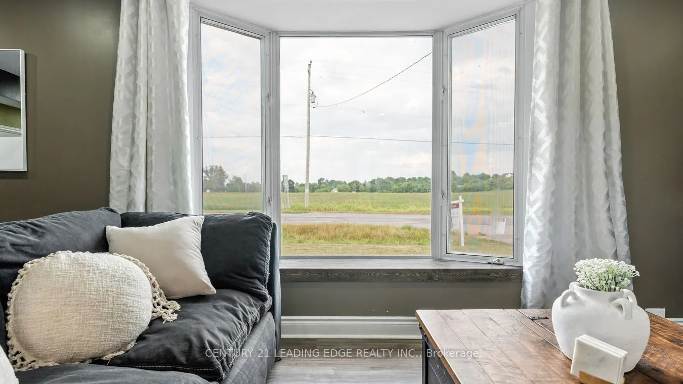1591 Wallbridge-Loyalist Road
