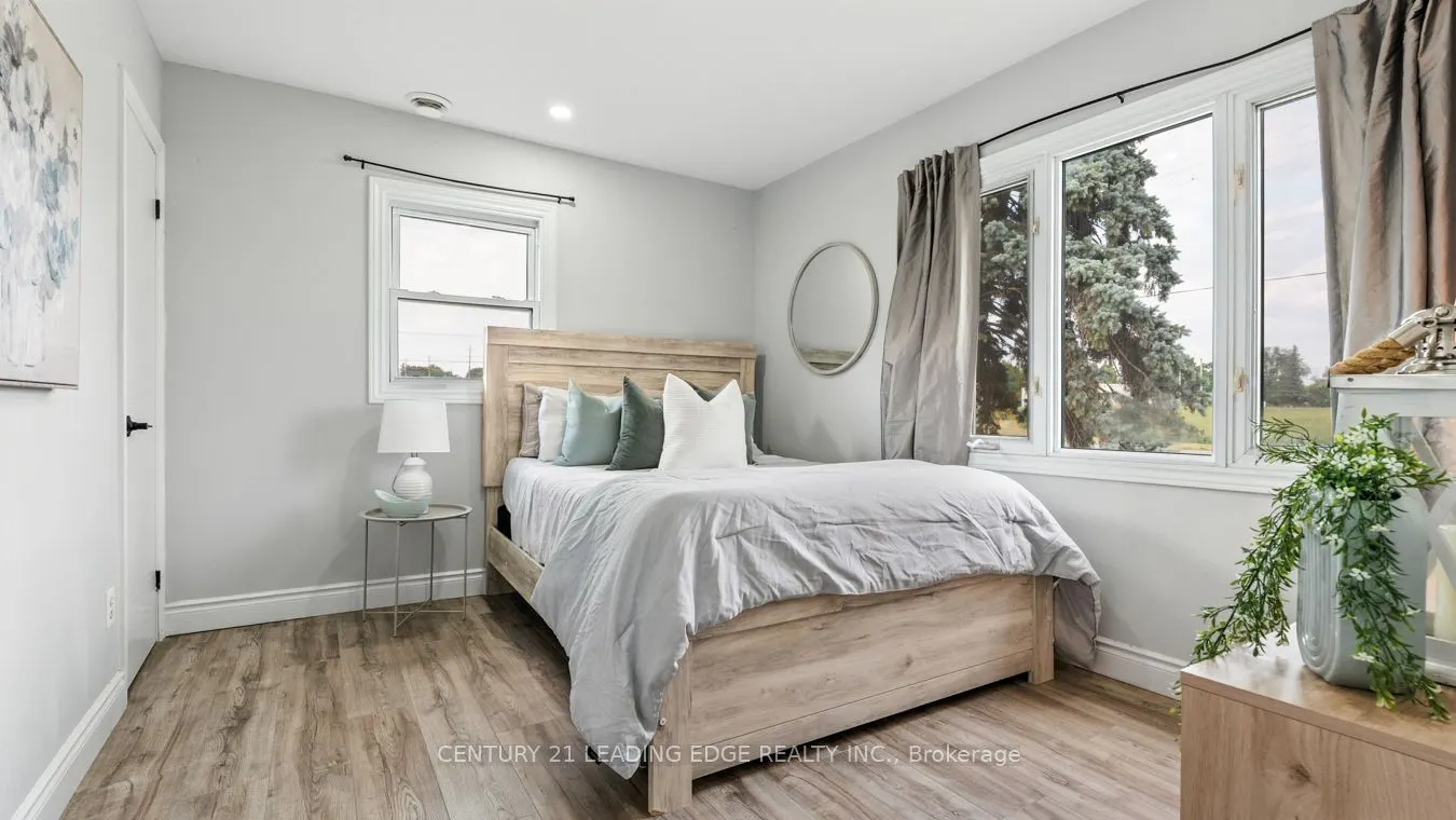 1591 Wallbridge-Loyalist Road
