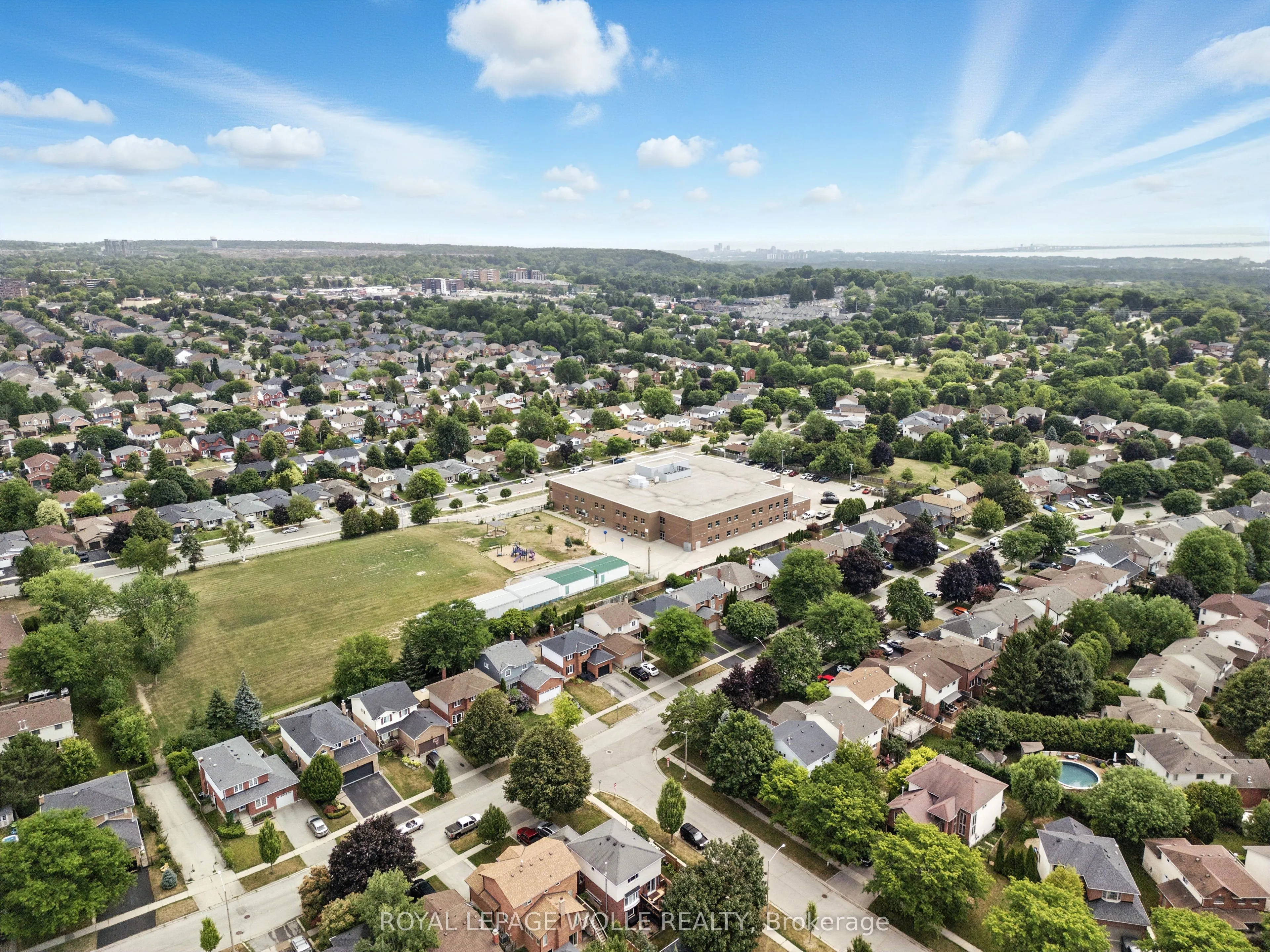 51 Strathroy Crescent