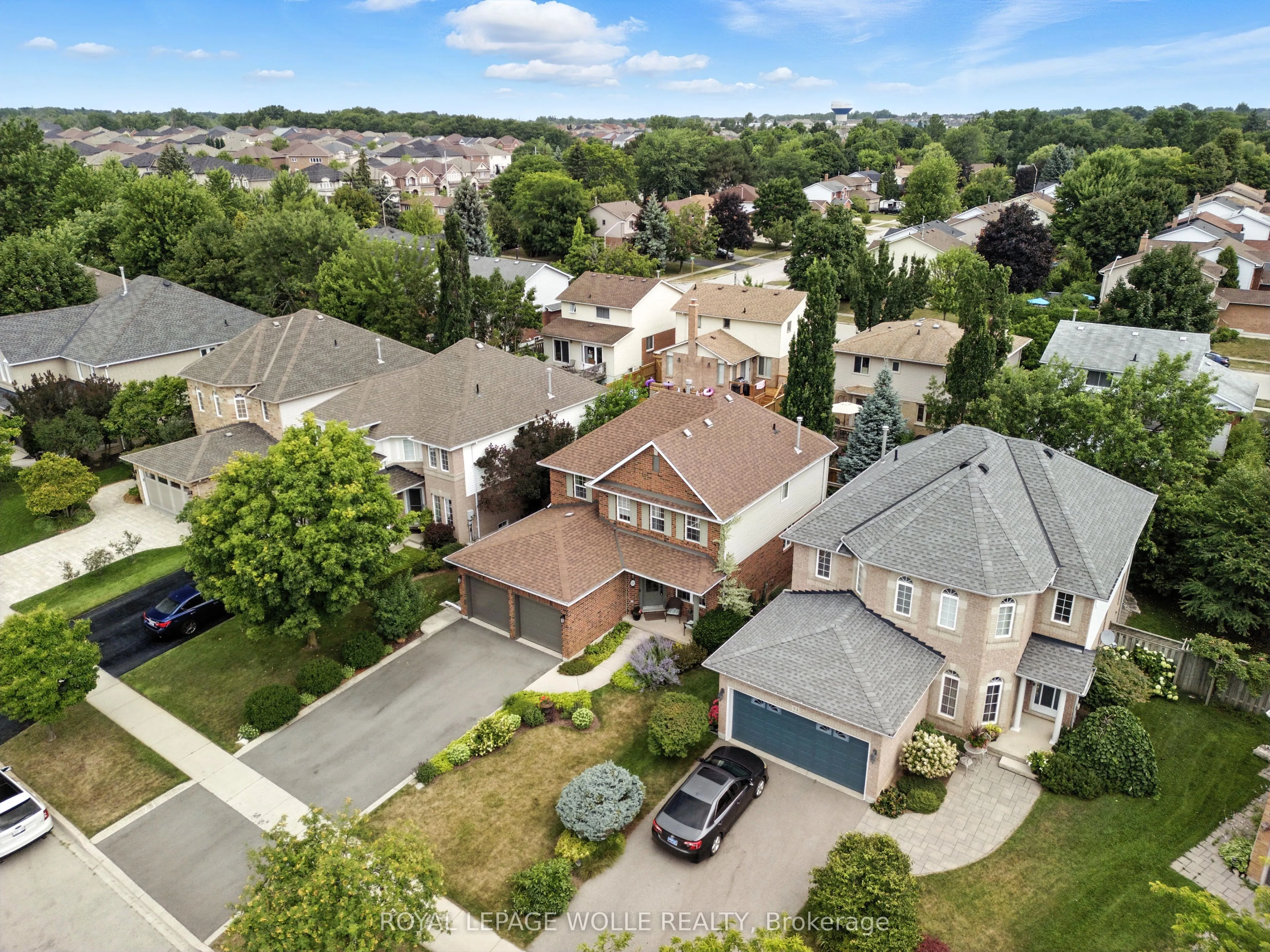51 Strathroy Crescent