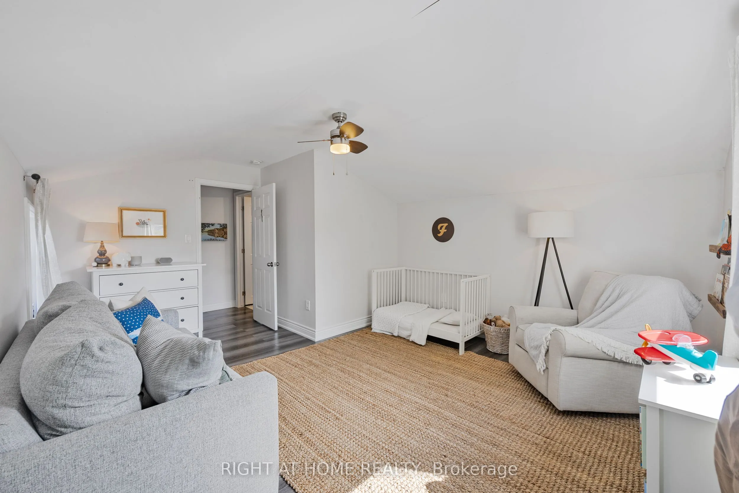 71 Robins Avenue