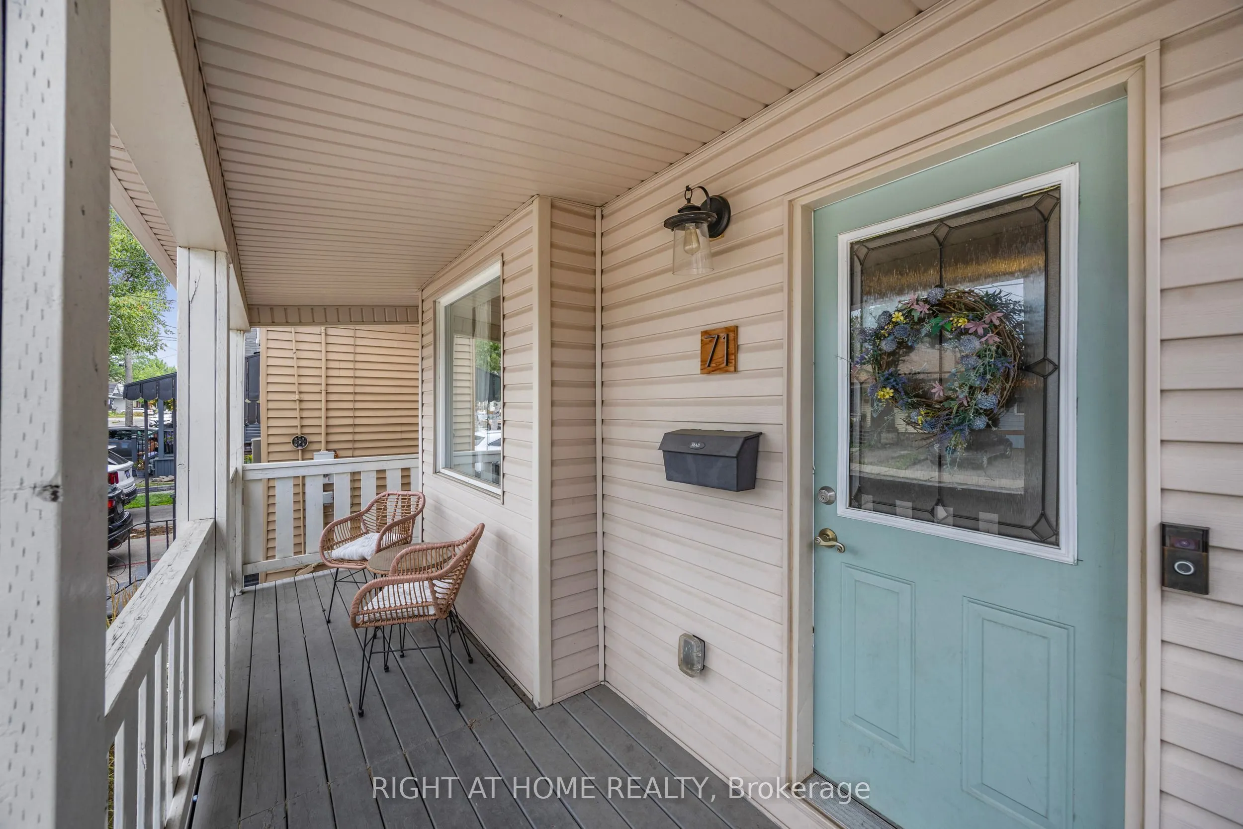 71 Robins Avenue
