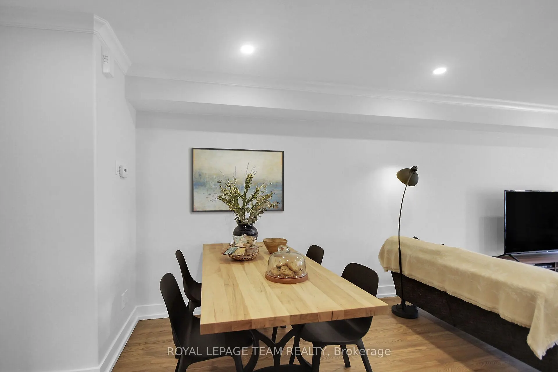 112 Talltree Crescent