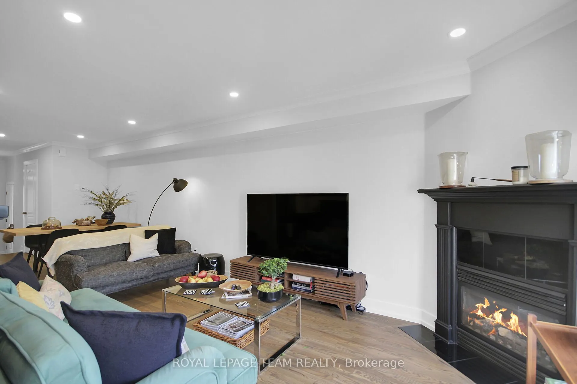 112 Talltree Crescent