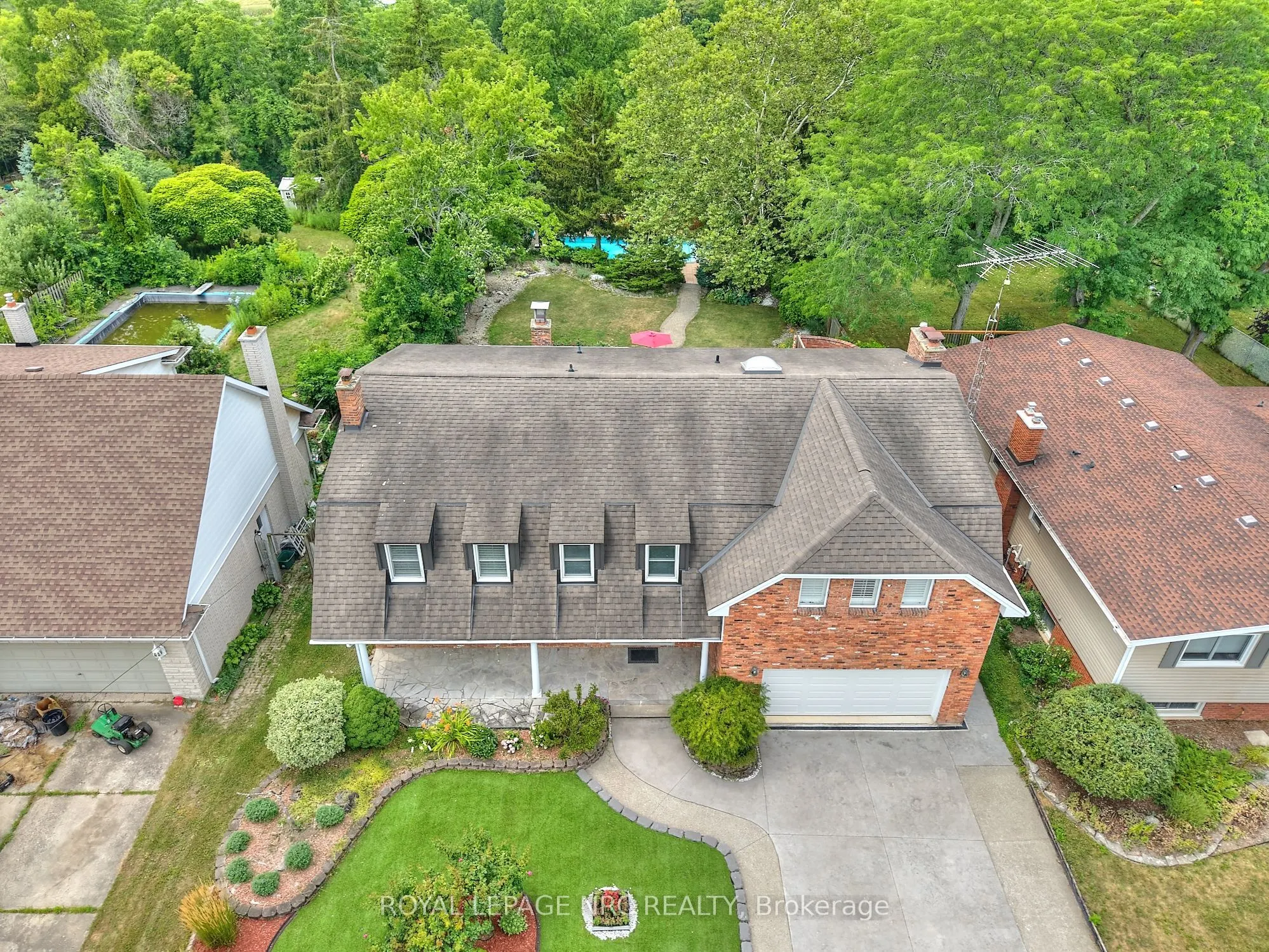 46 Adelene Crescent