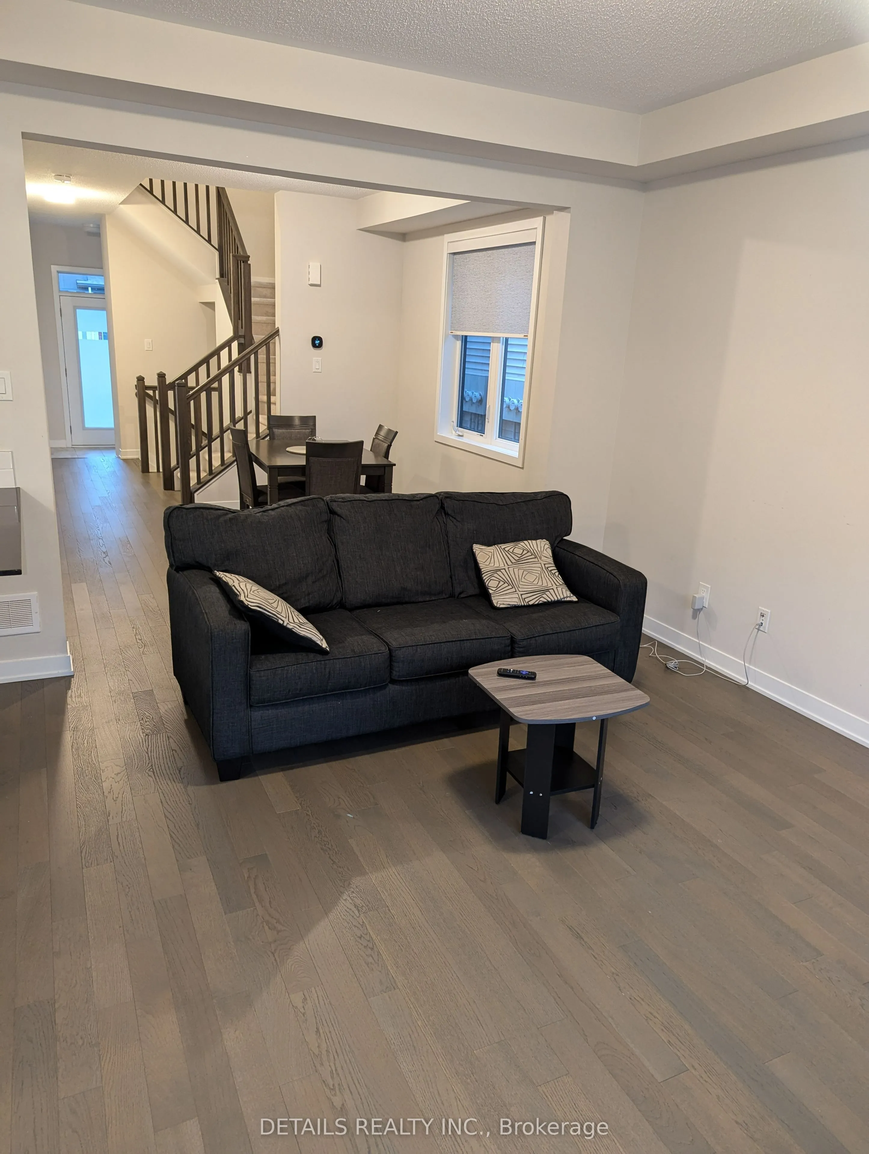 2484 WATERCOLOURS Way