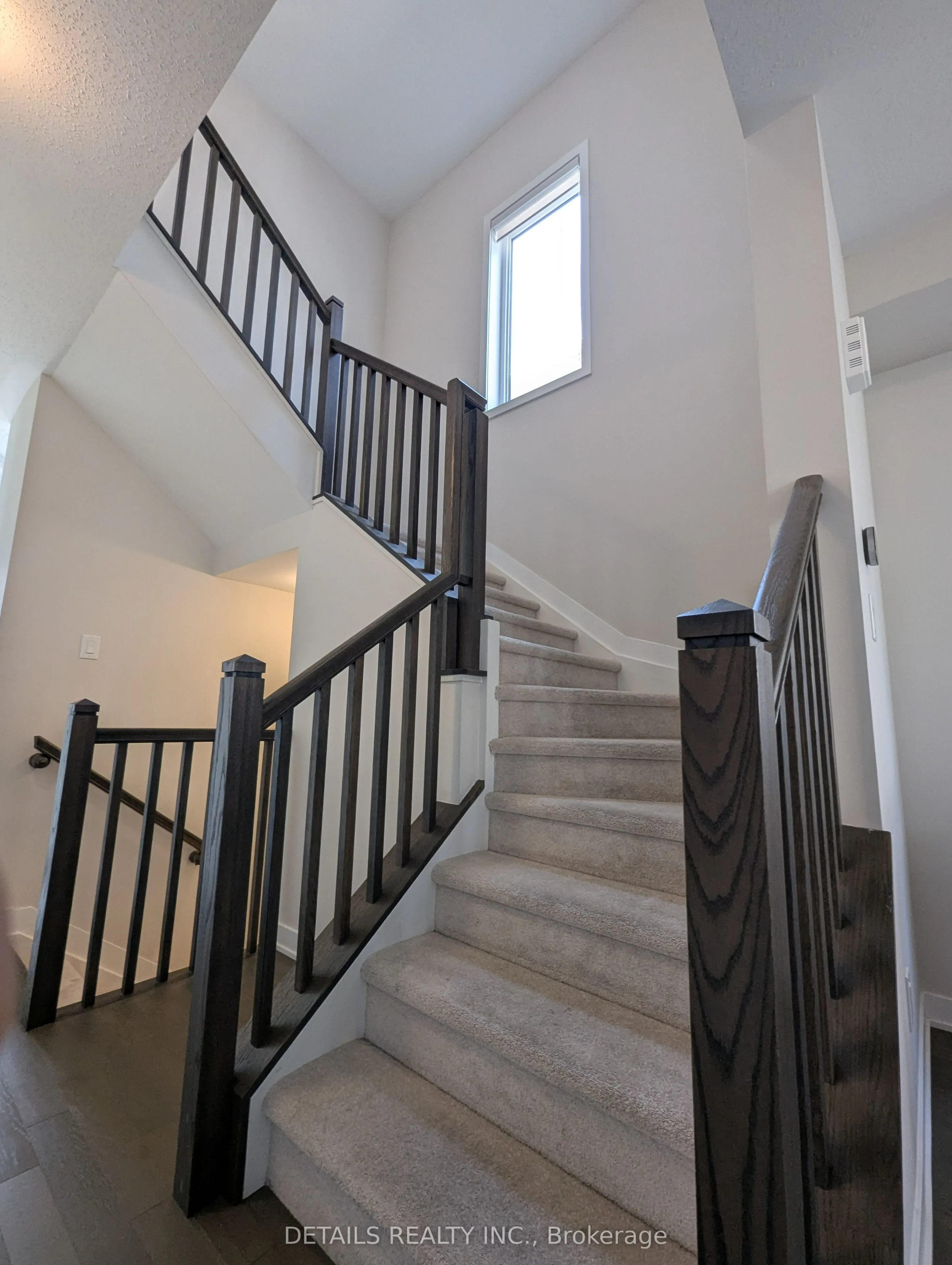 2484 WATERCOLOURS Way