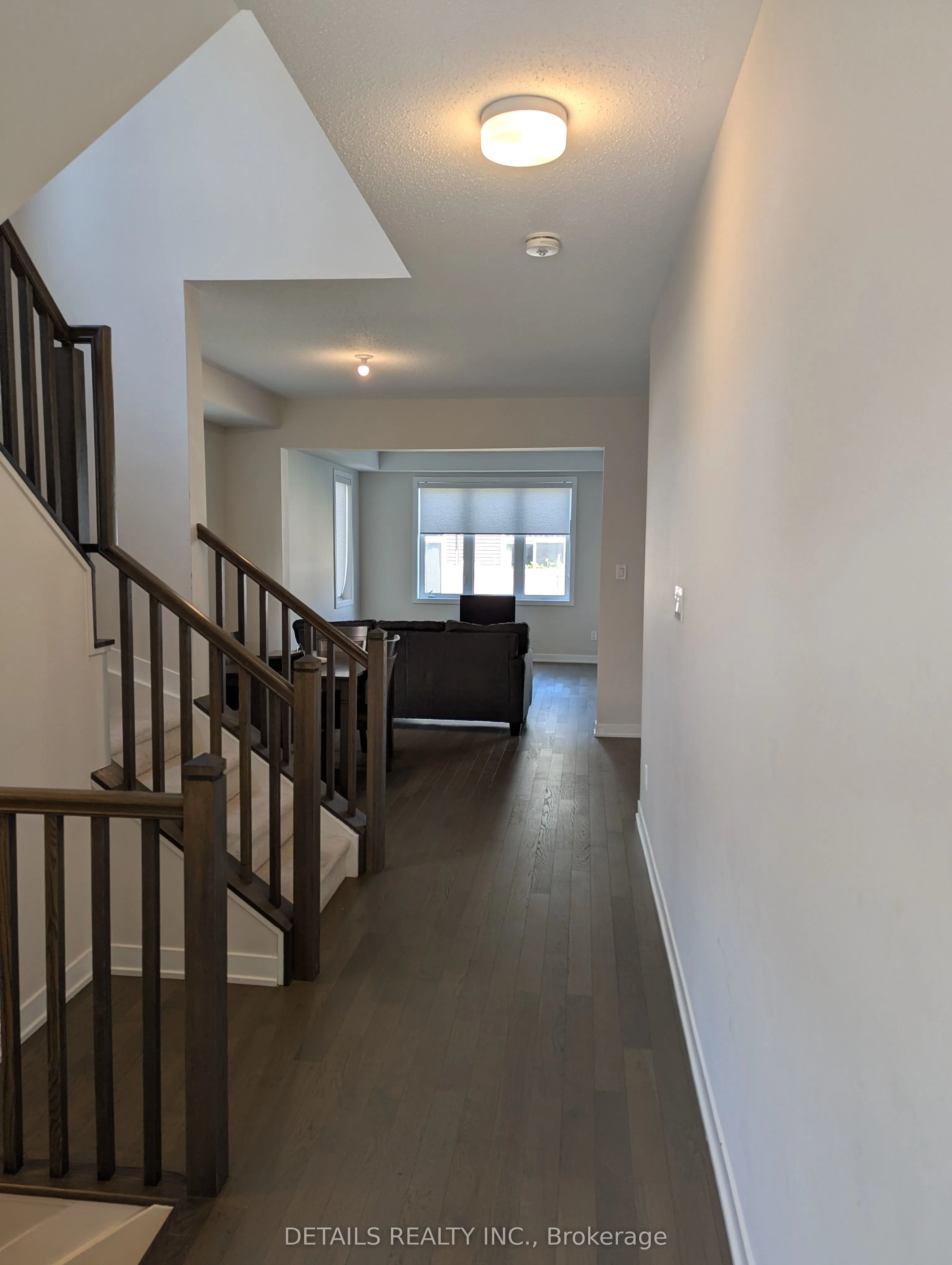 2484 WATERCOLOURS Way